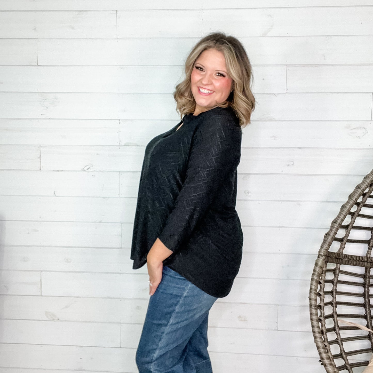 "Brinkley" 3/4 Sleeve Split Neck (Black)