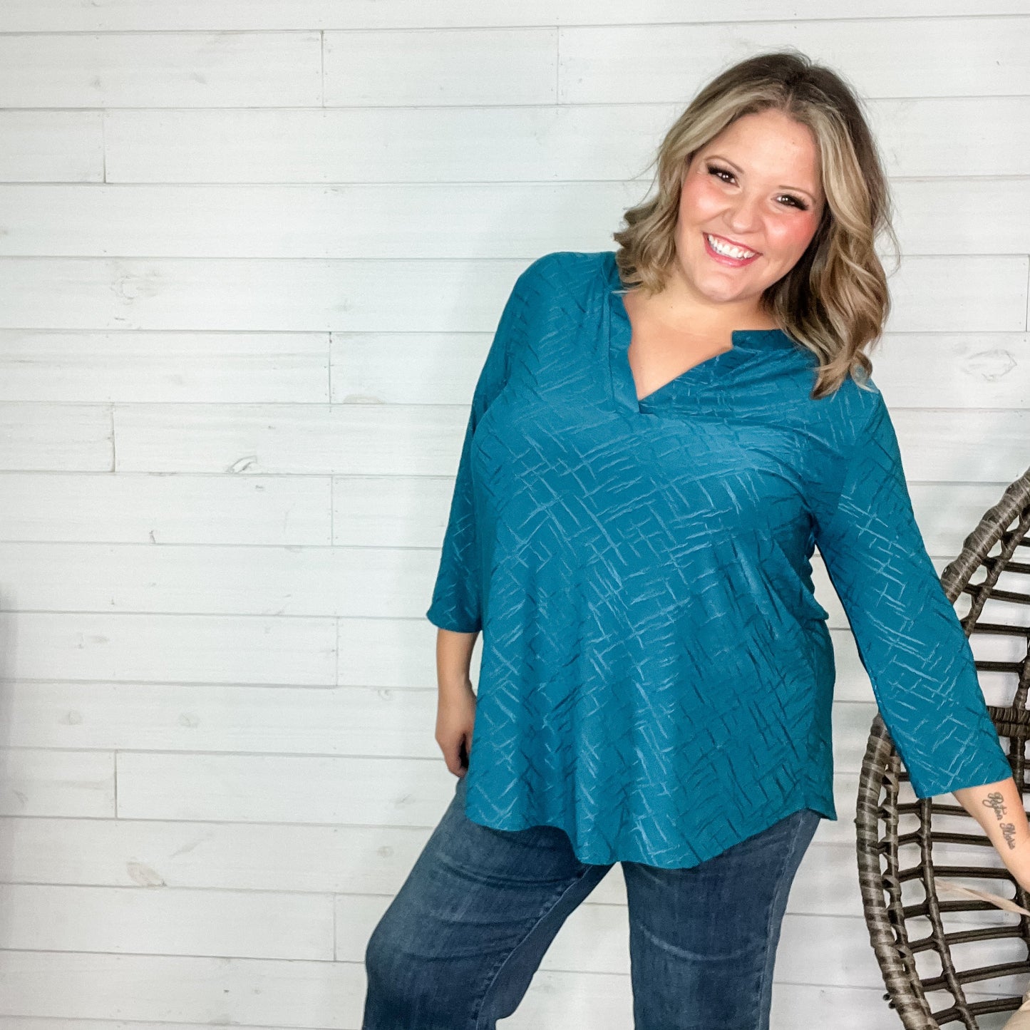 "Brinkley" 3/4 Sleeve Split Neck (Teal)