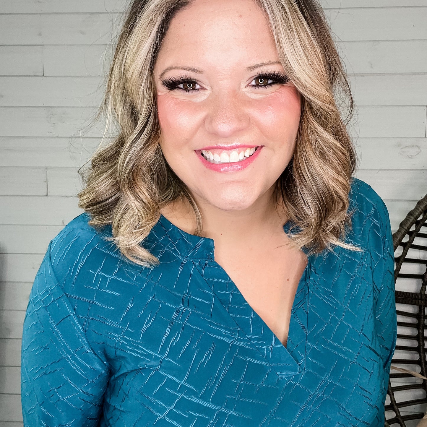 "Brinkley" 3/4 Sleeve Split Neck (Teal)