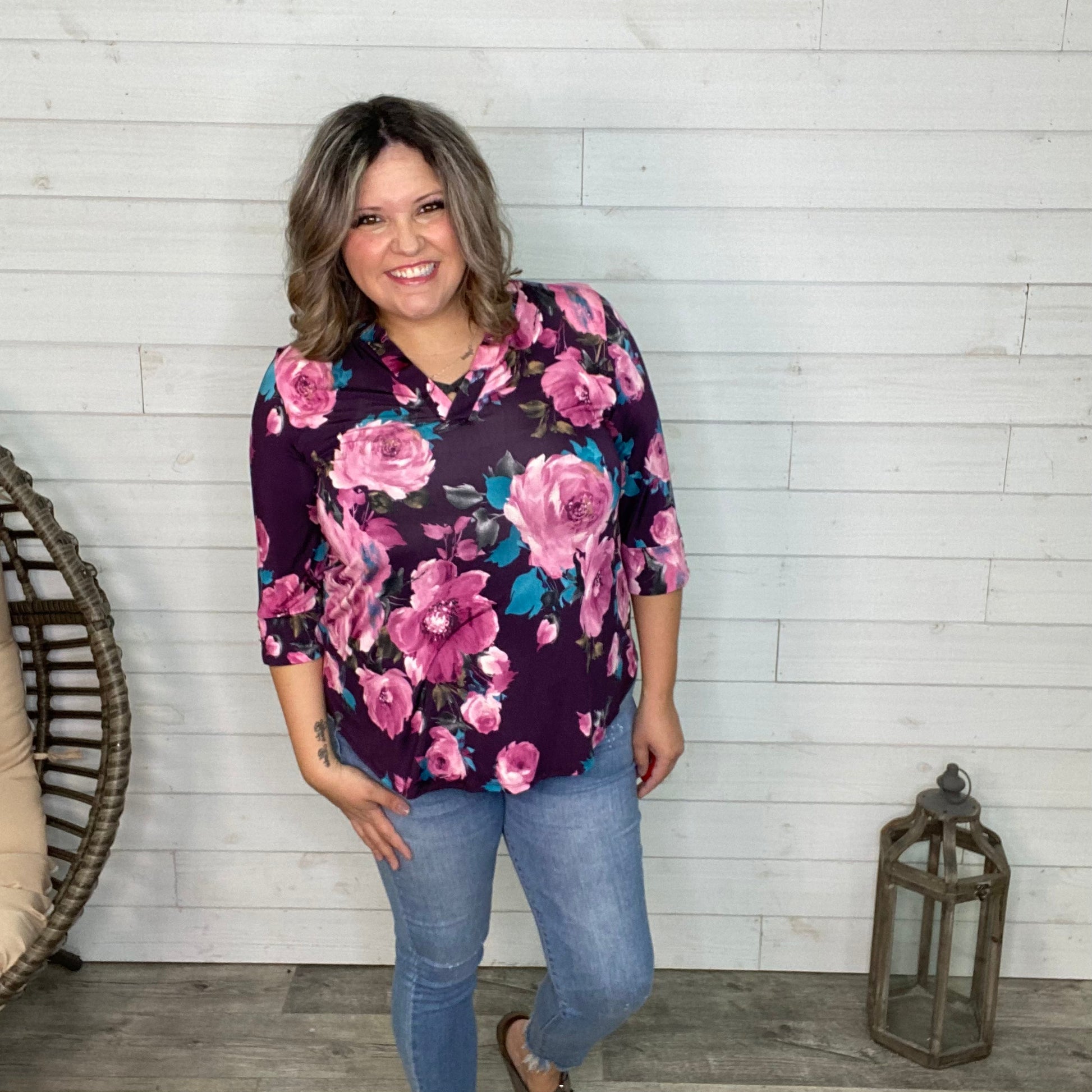 "Cari" Floral 3/4 Sleeve with Button Detail