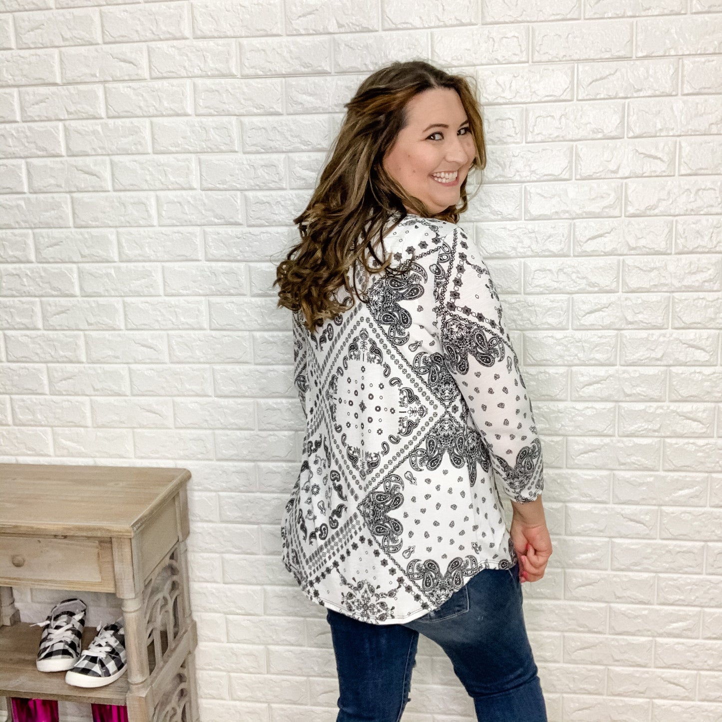 "Claire" Paisley 3/4 Sleeve Oversized Criss Cross Front