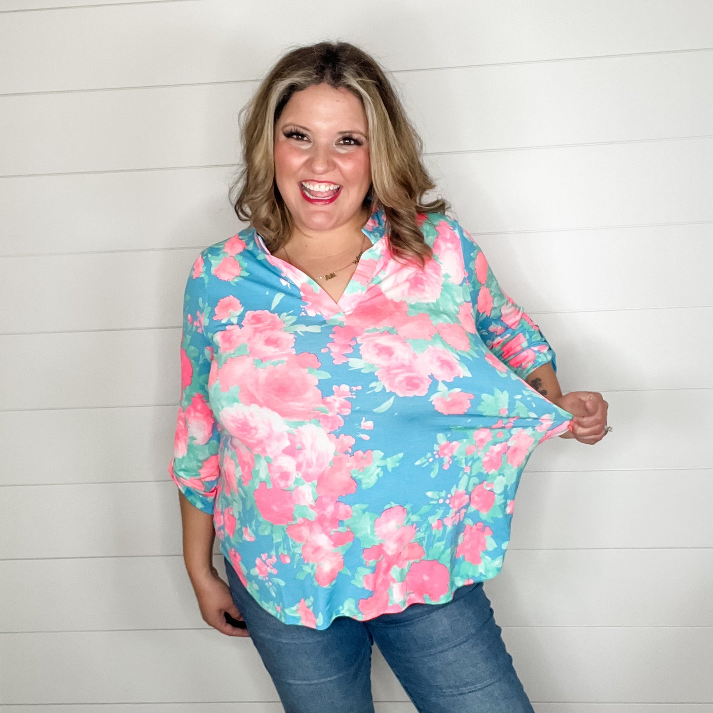 "Confusion" Floral Lizzy 3/4 Sleeve Split Neck Tops