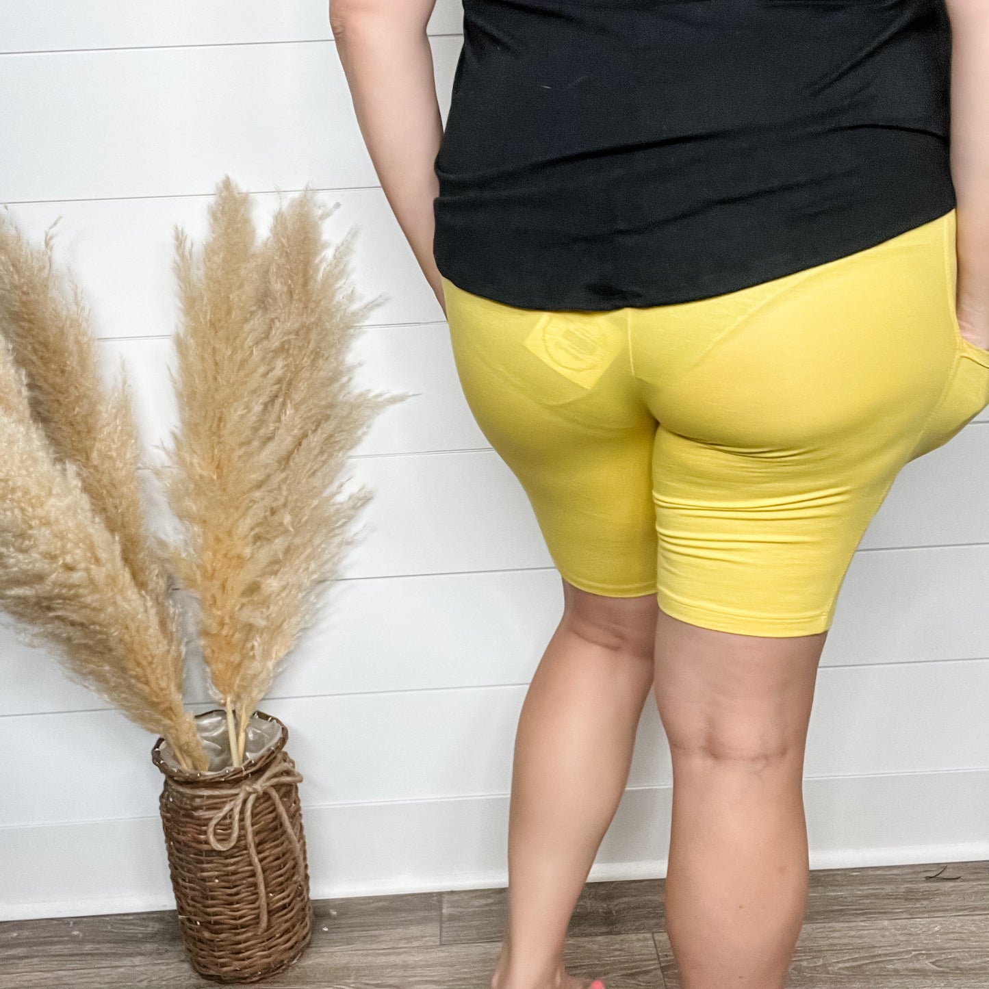Cotton No Chub Rub Bike Shorts with Pockets (Yellow)