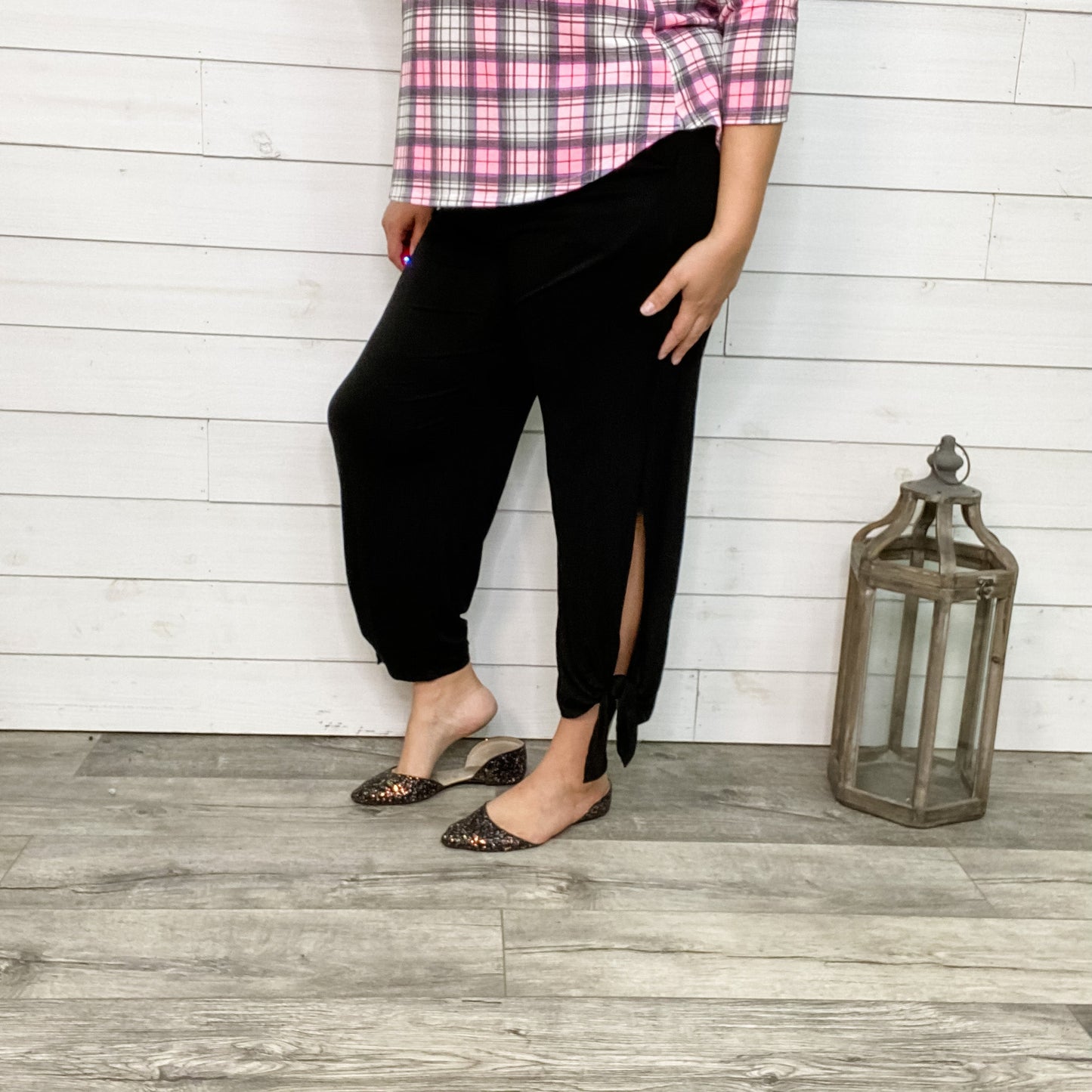 Cropped Pant with Ankle Tie Detail