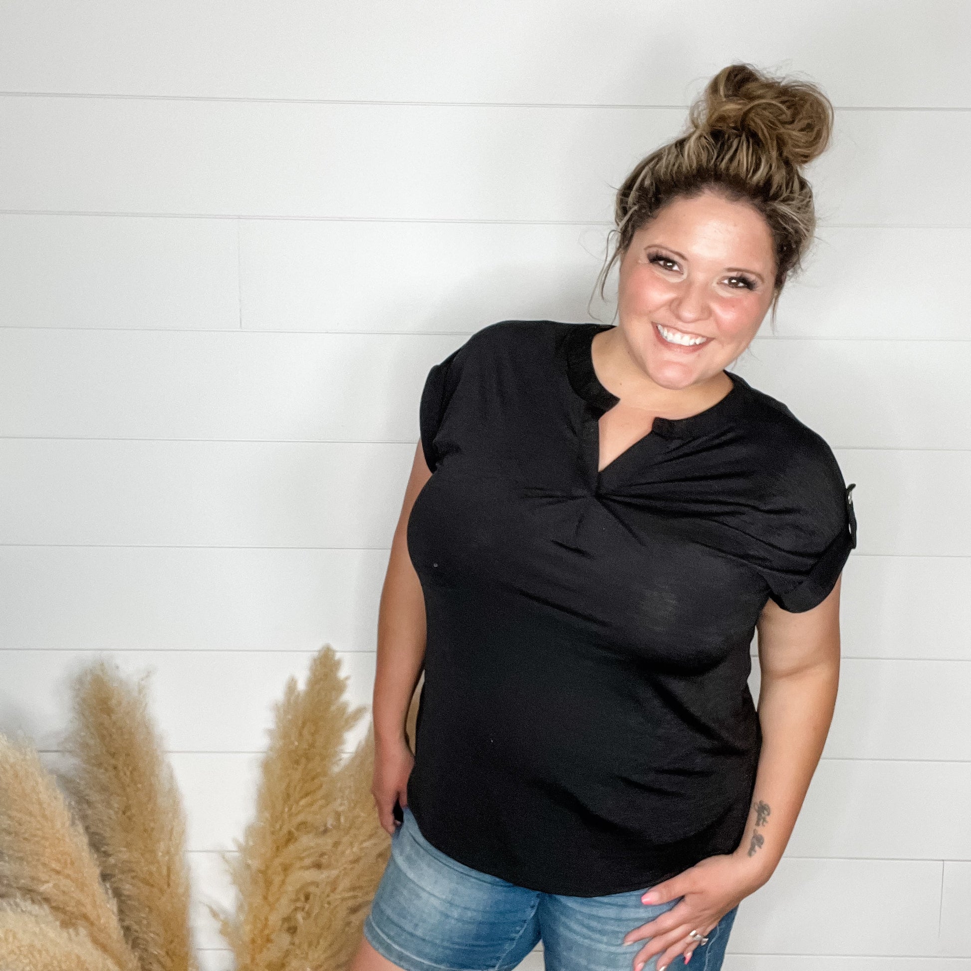 "Dare" Solid Split Neck Cuffed Short Sleeve (Black)