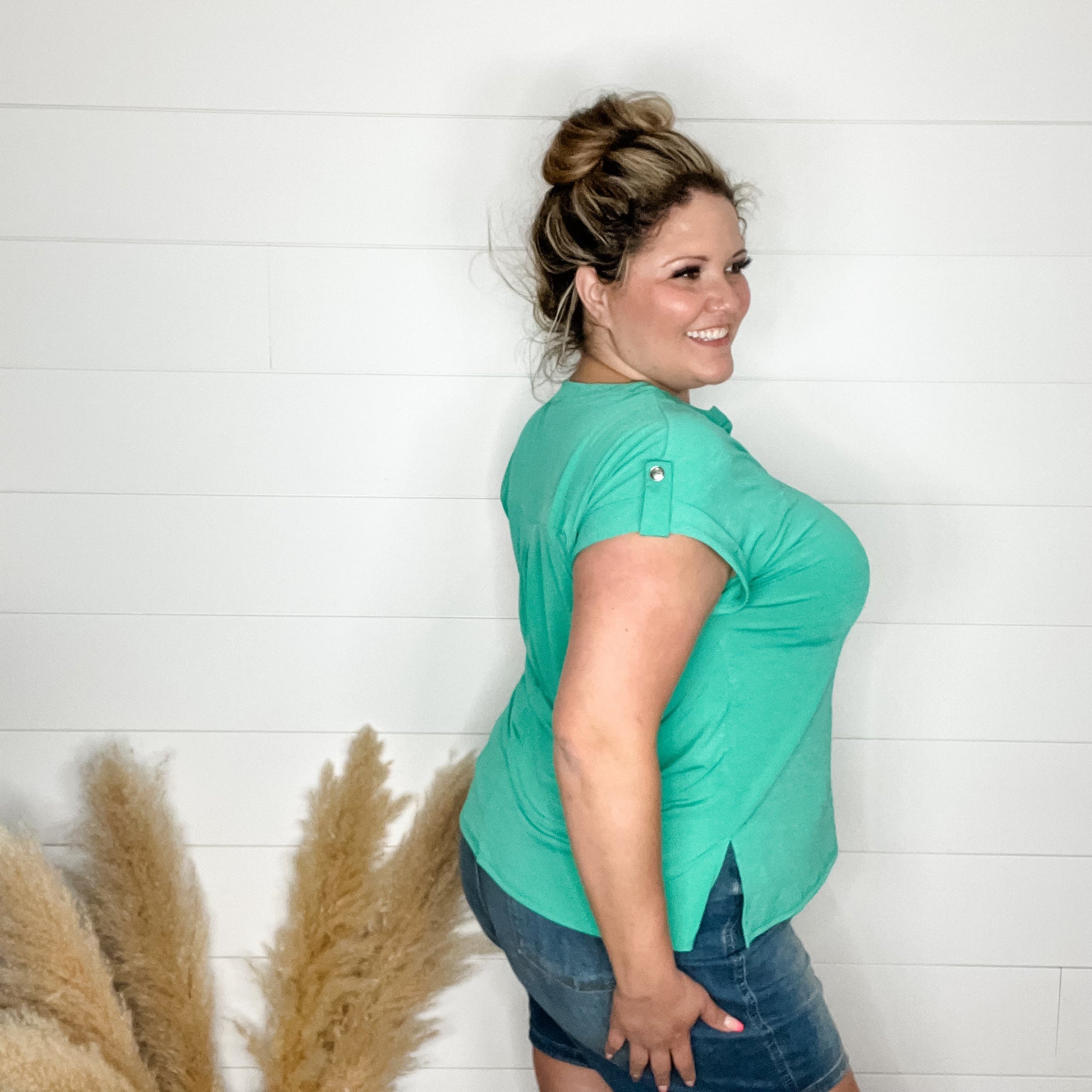 "Dare" Solid Split Neck Cuffed Short Sleeve (Emerald)