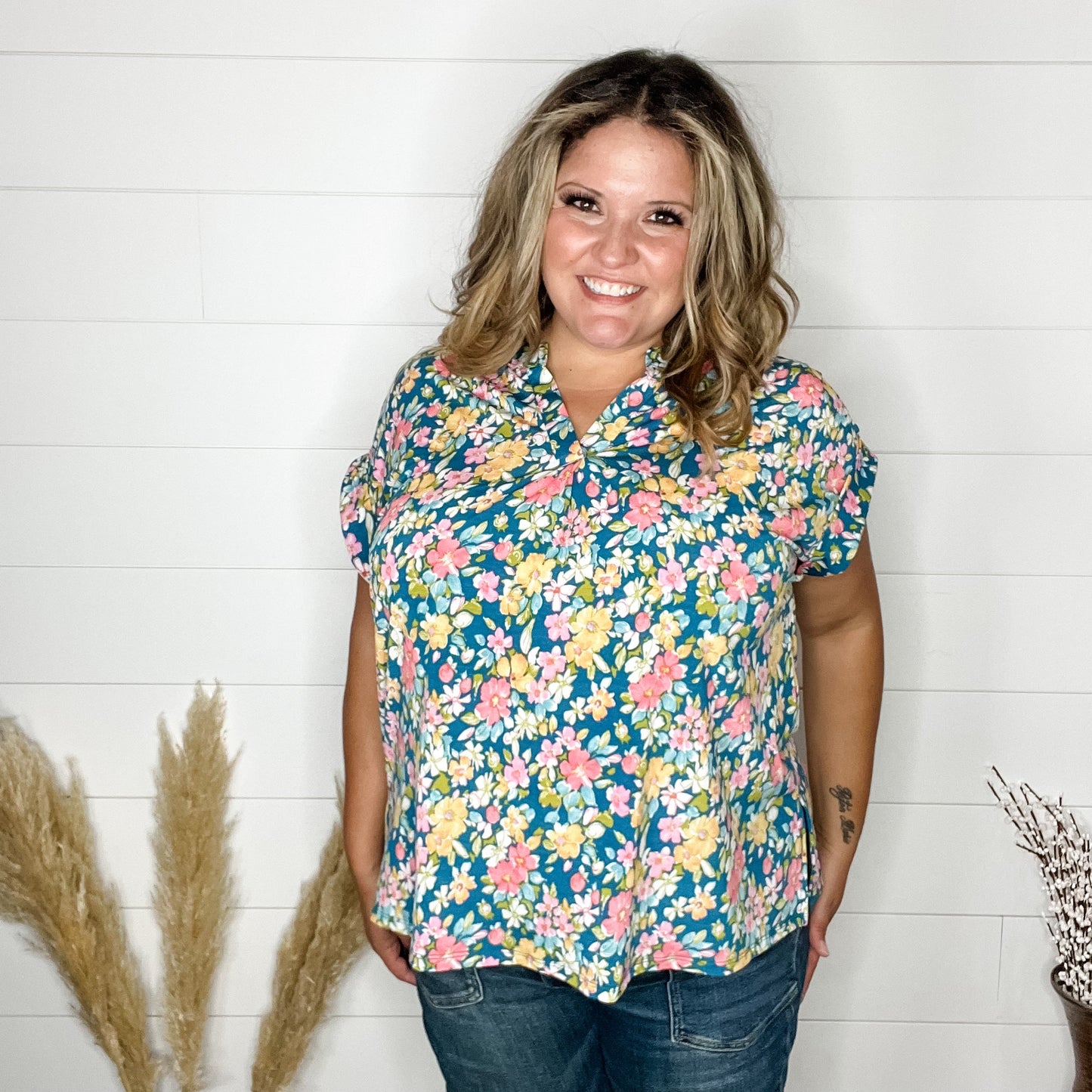 "Dill" Split Neck Cuffed Short Sleeve-Lola Monroe Boutique