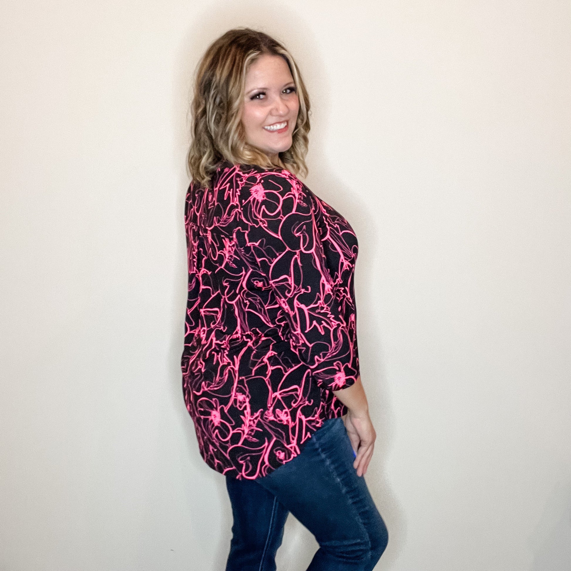 "Doodle" Floral 3/4 Sleeve Split Neck