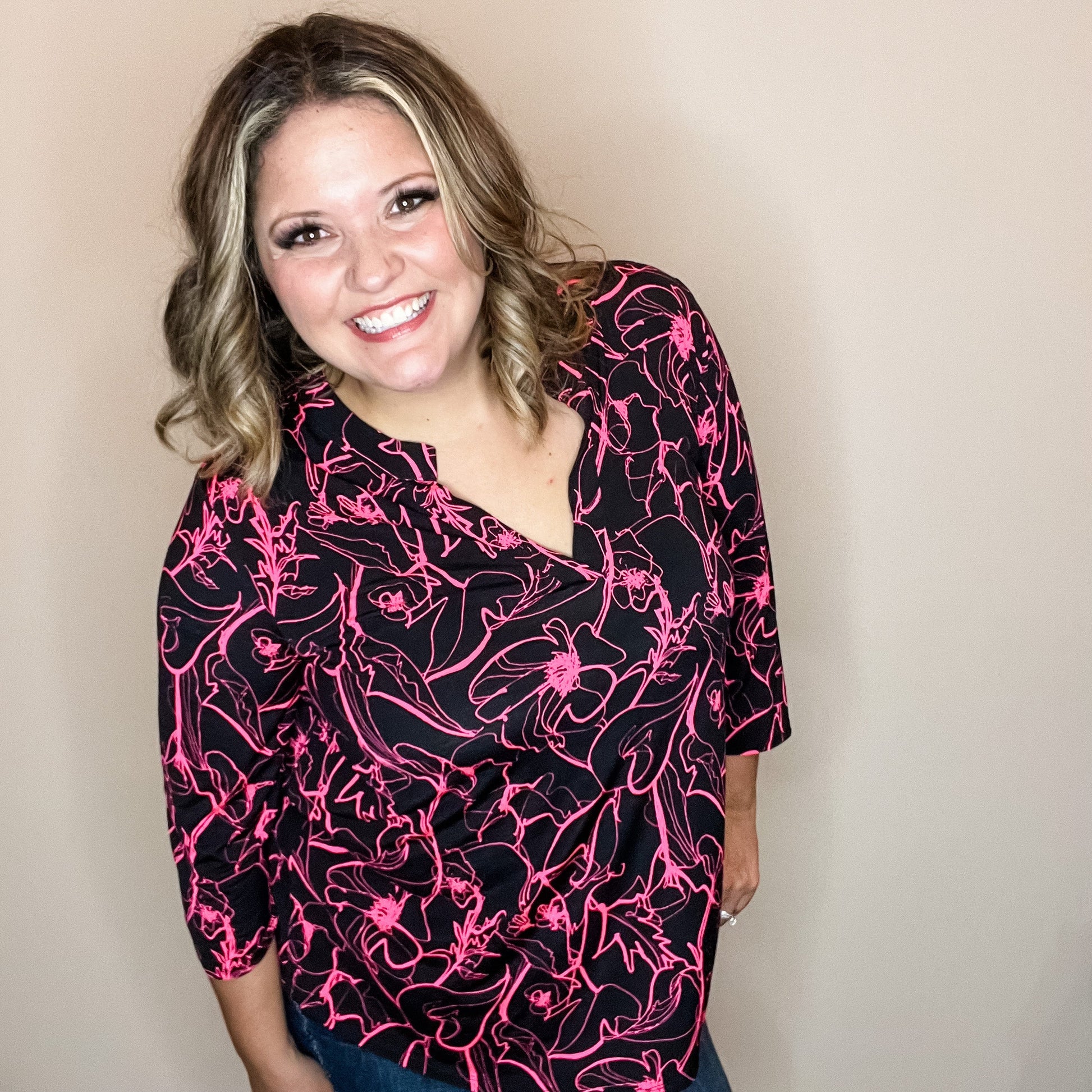 "Doodle" Floral 3/4 Sleeve Split Neck