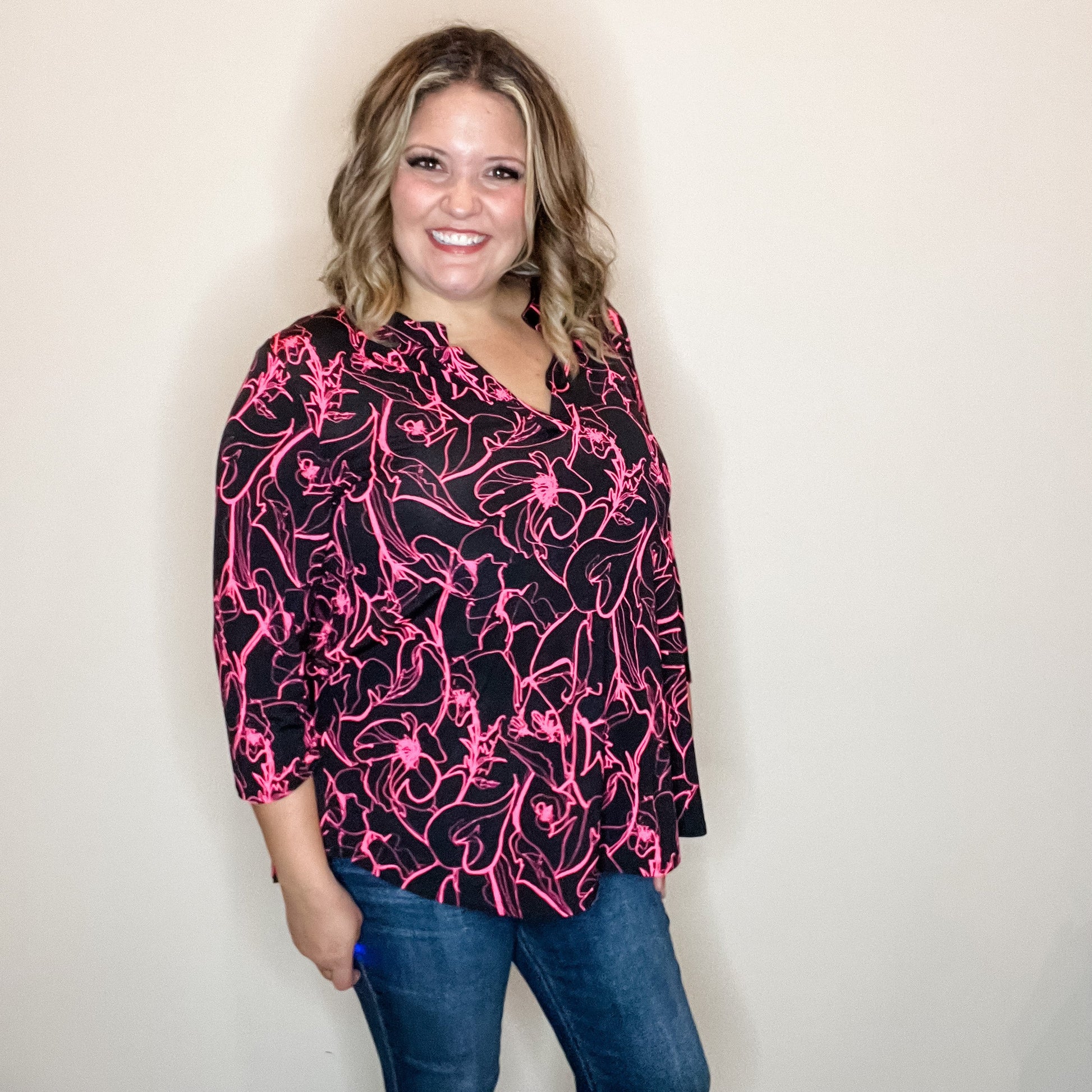 "Doodle" Floral 3/4 Sleeve Split Neck