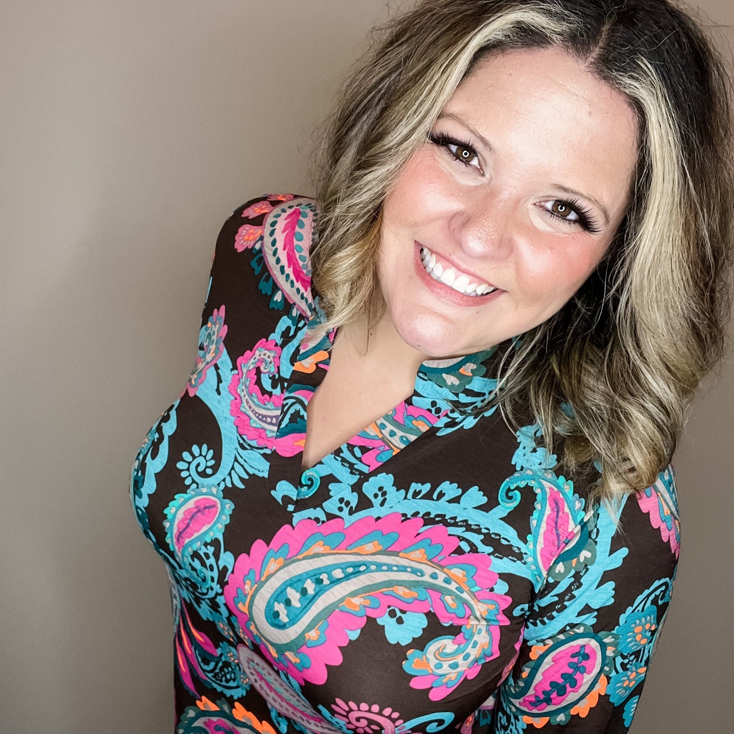 "Eventuality" Paisley Lizzy 3/4 Sleeve Split Neck