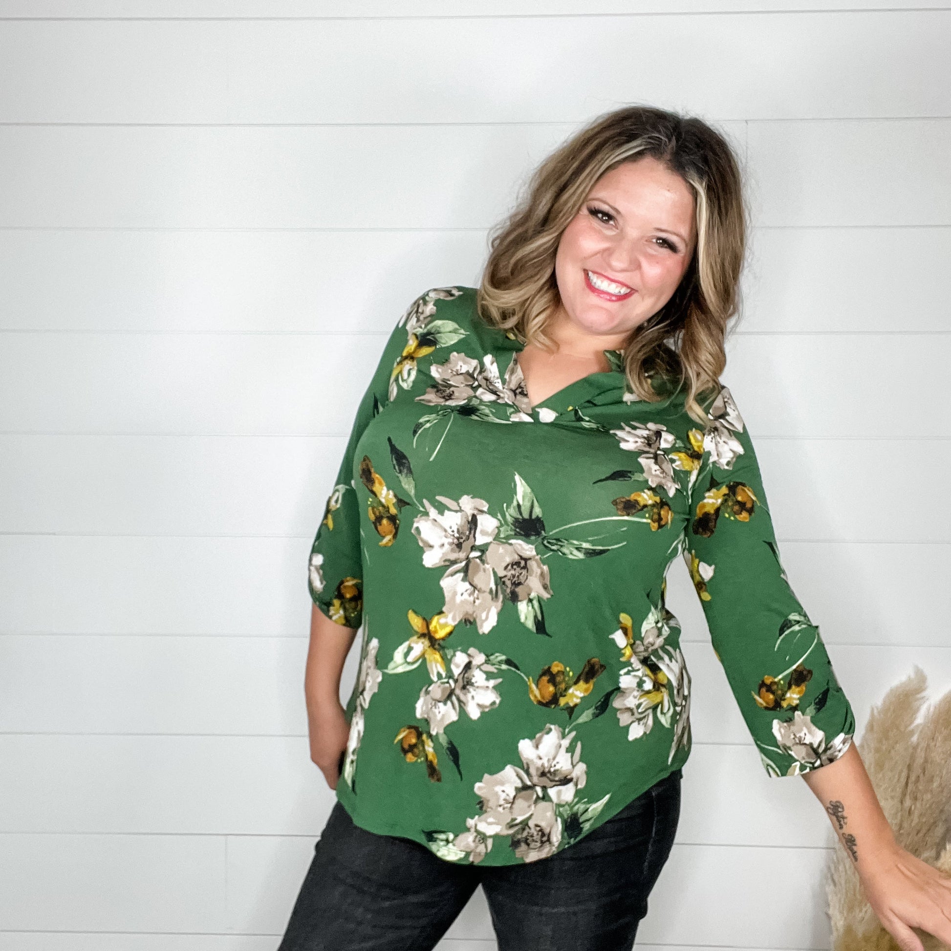 "Everlast" Floral Lizzy 3/4 Sleeve Split Neck