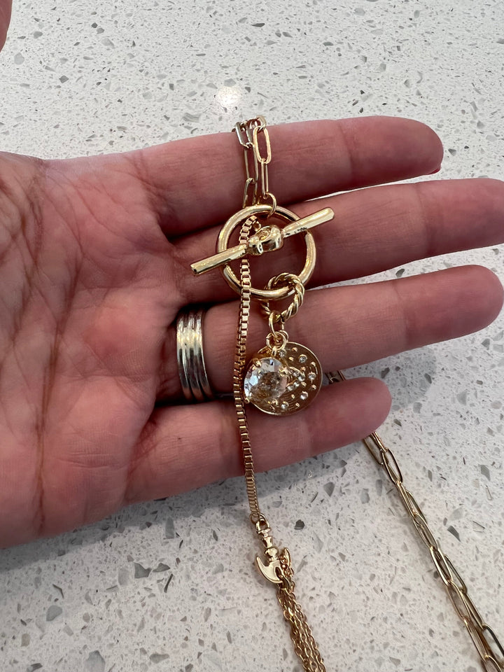 "Evita" Necklace with Anchor and Evil Eye Detail