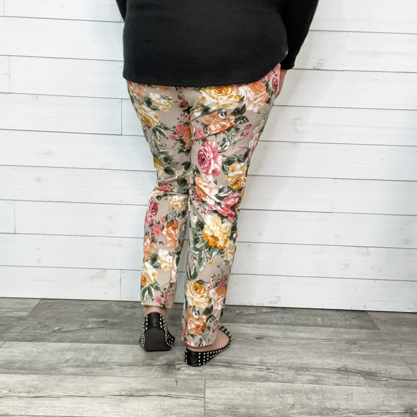 Floral Straight Leg Pant with Pockets
