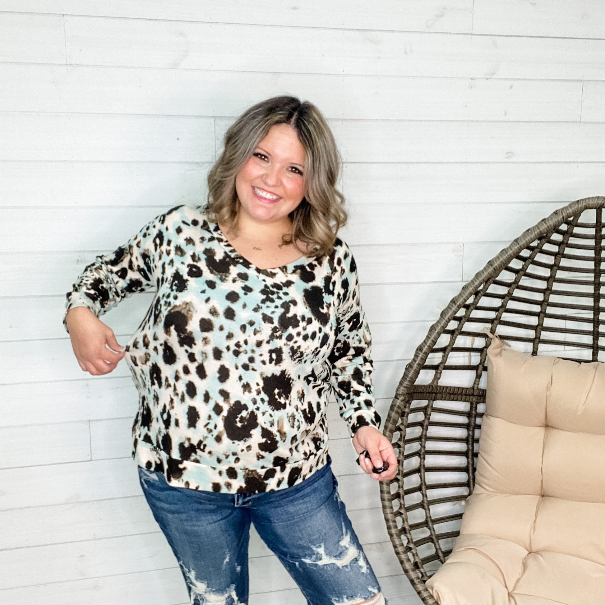 "Flynn" Long Sleeve V Neck Weekender