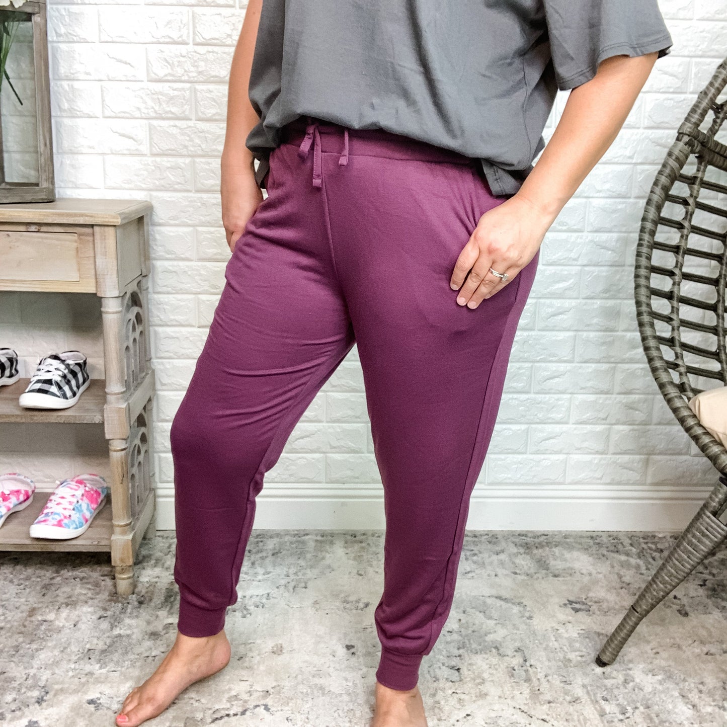 French Terry Capri Joggers (Multiple Colors)