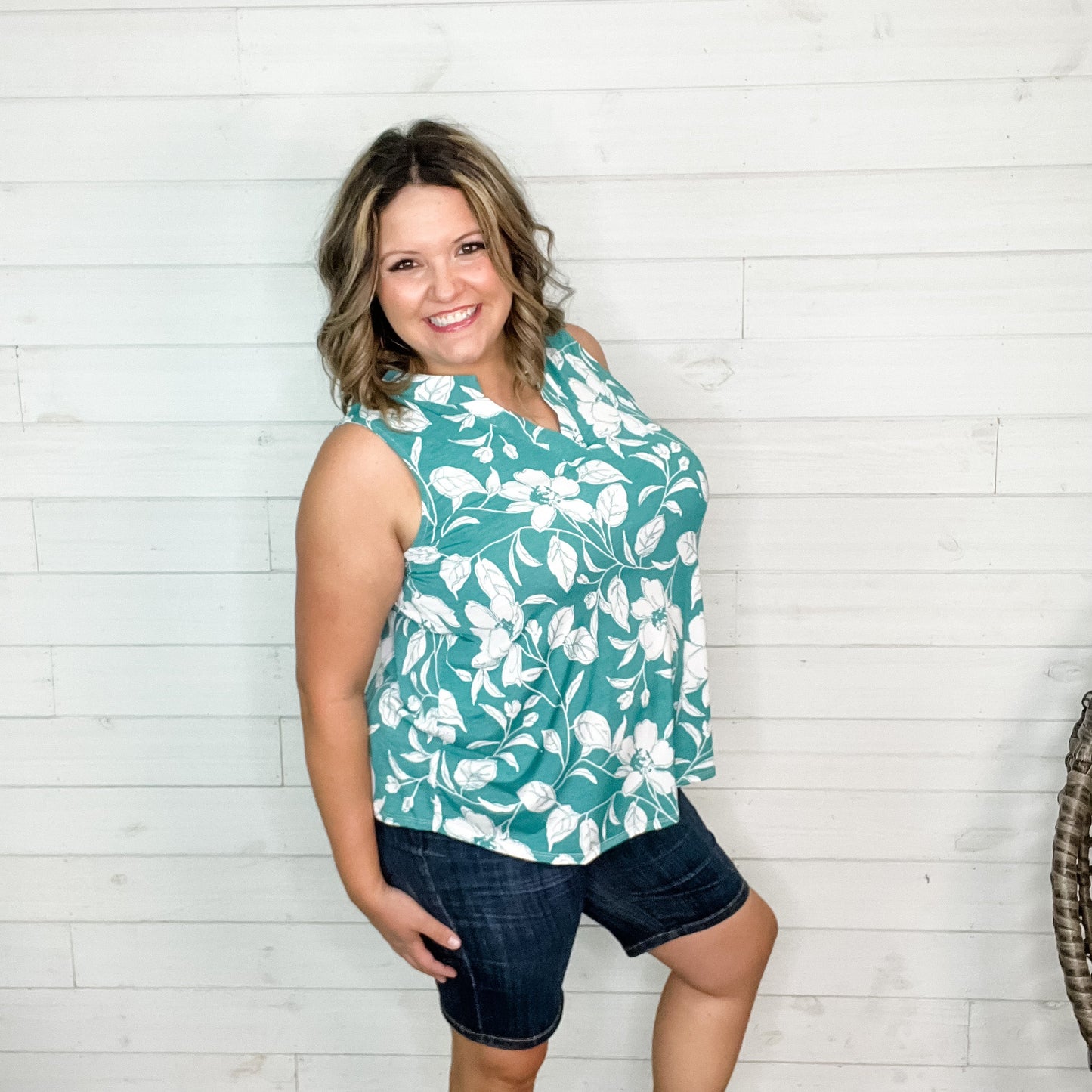 "Fresh Flowers" Floral Print Sleeveless Split Neck-Lola Monroe Boutique