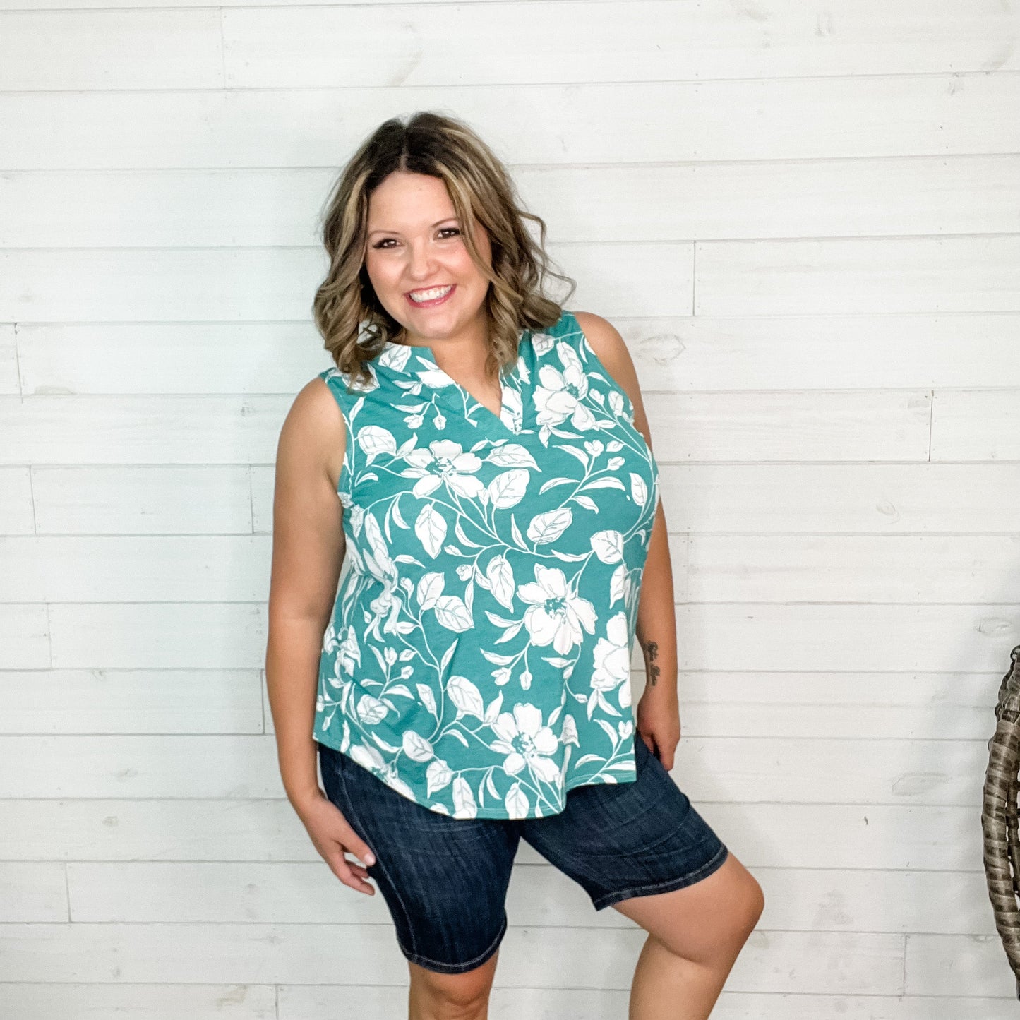 "Fresh Flowers" Floral Print Sleeveless Split Neck-Lola Monroe Boutique