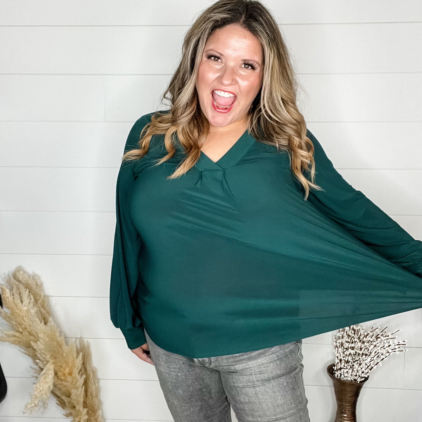 "Guardian" V Neck Balloon Long Sleeve
