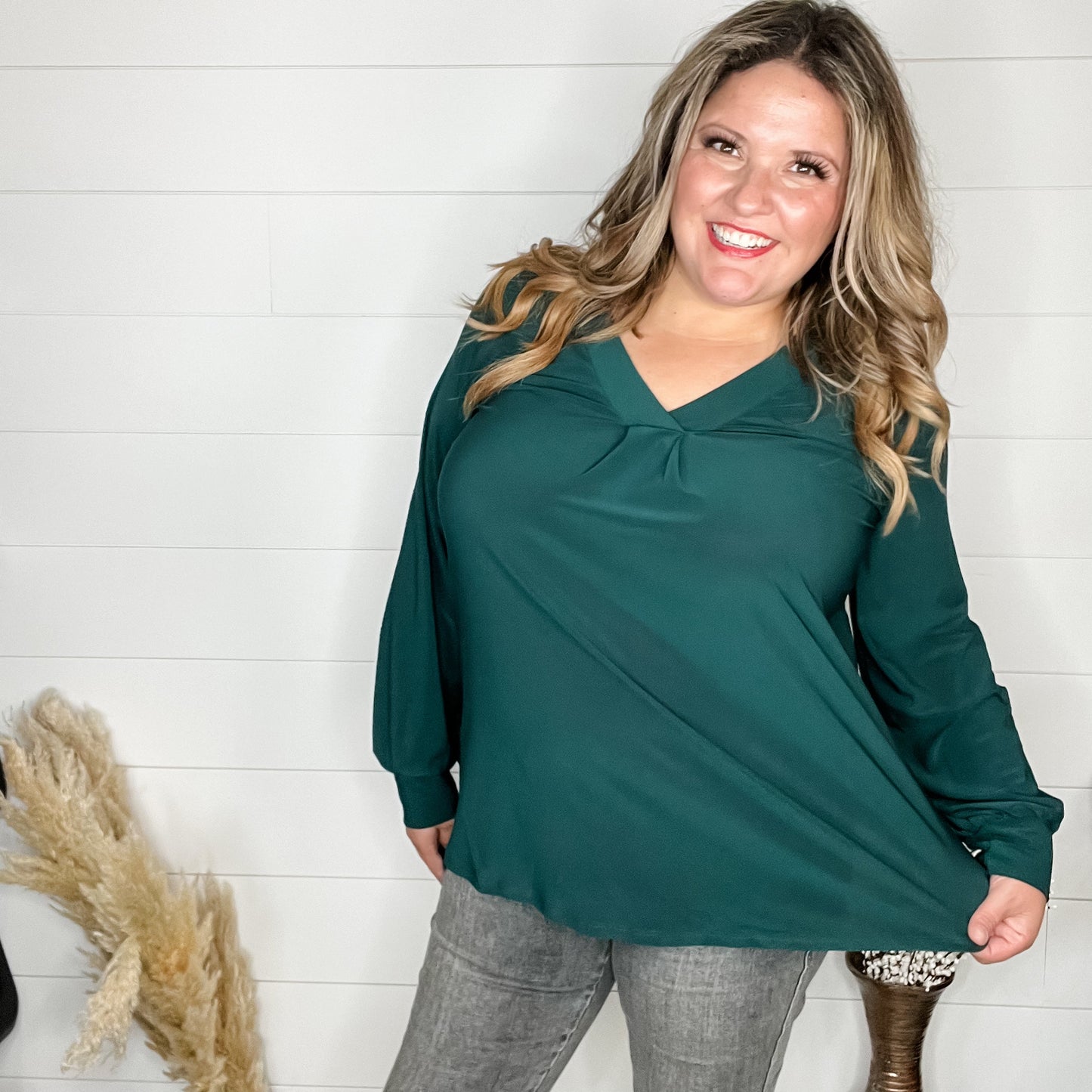 "Guardian" V Neck Balloon Long Sleeve