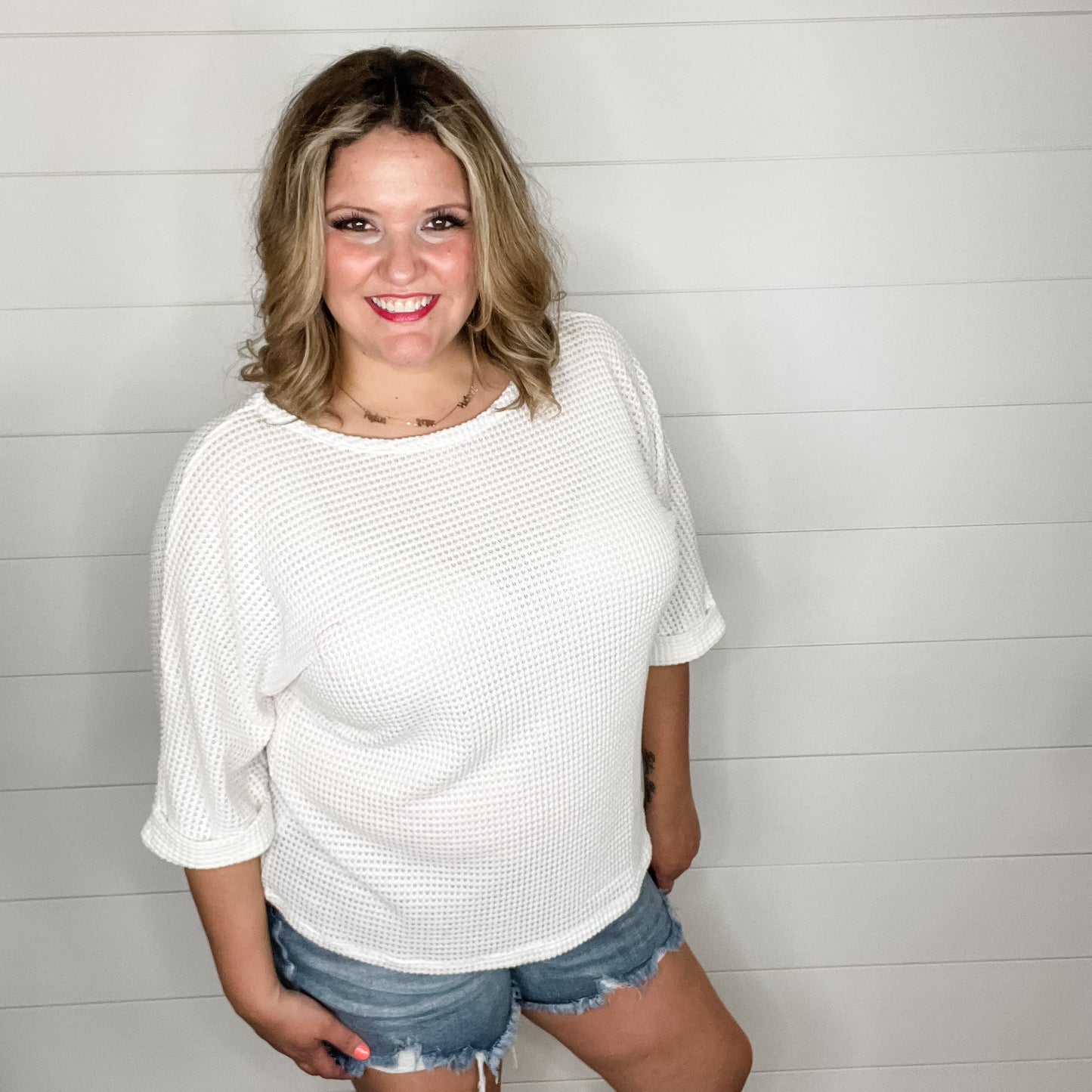 "Honeycutt" Cuffed 3/4 Sleeve Waffle Texture Top (Ivory)
