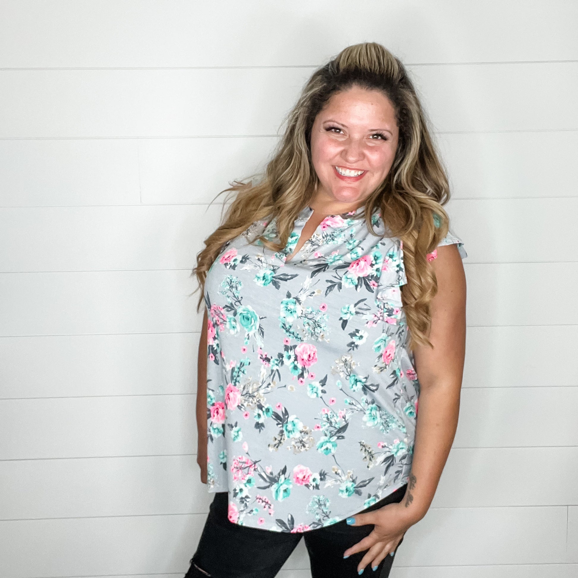 "Hunter" Ruffle Cap Sleeve Lizzy