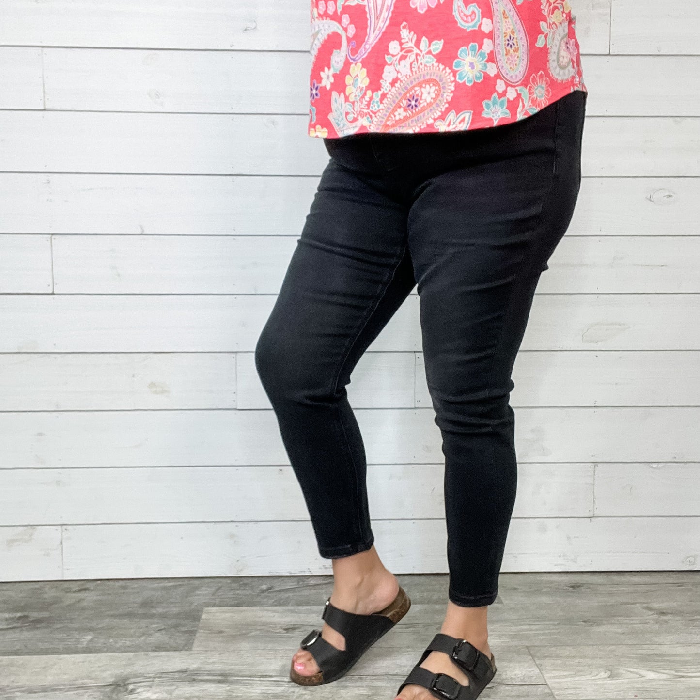 "Indulgent" Loveret By Vervet (Black)