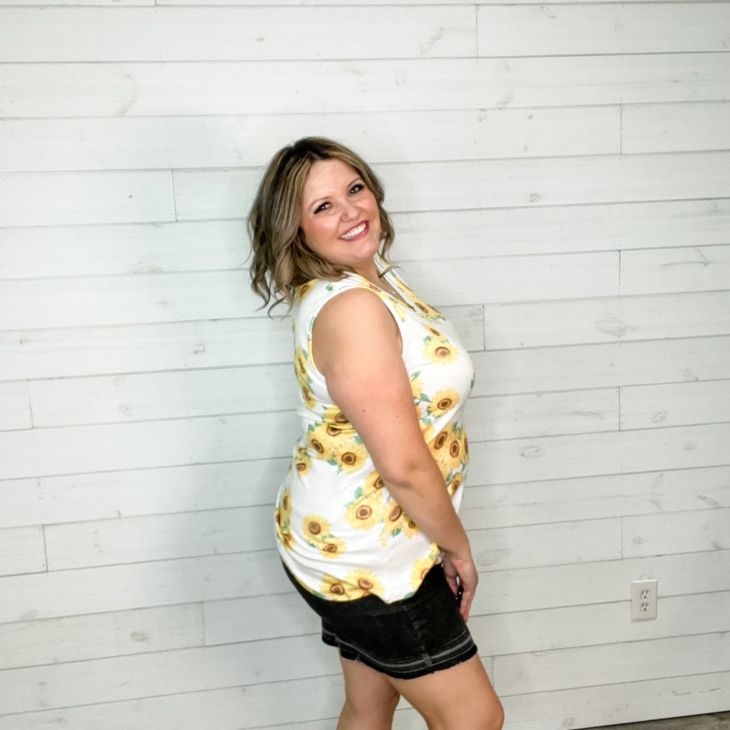 "Jayda" Sunflower Sleeveless V Neck