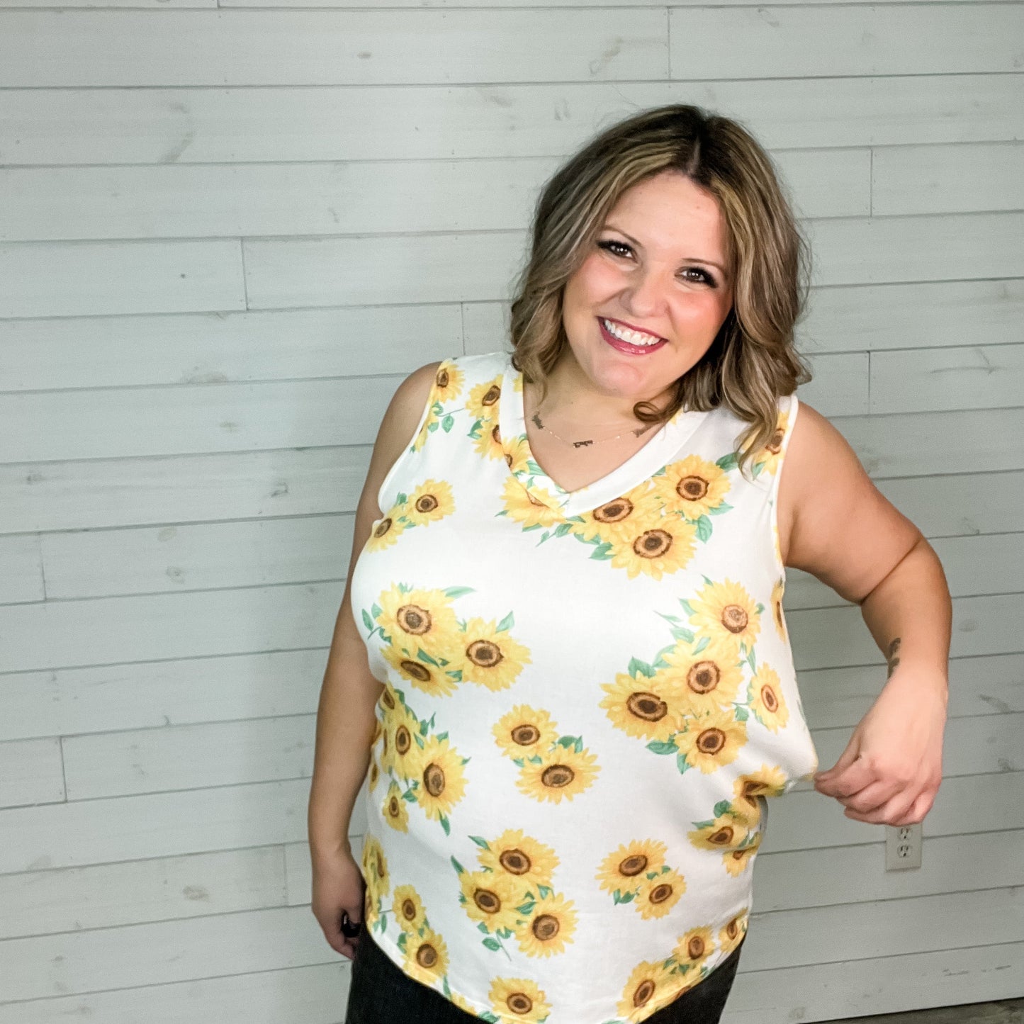 "Jayda" Sunflower Sleeveless V Neck