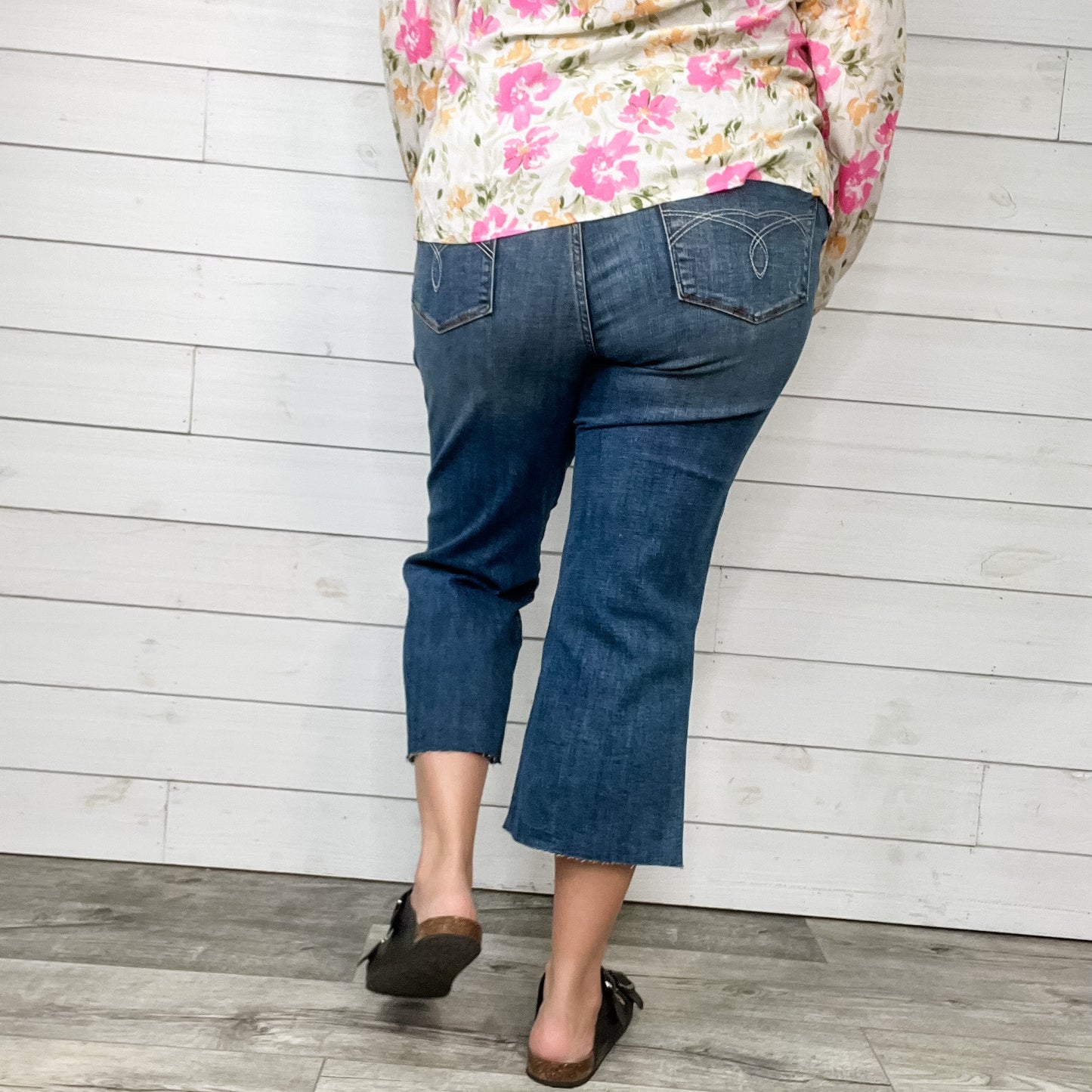 Judy Blue "Against the grain" Wide Leg Crop