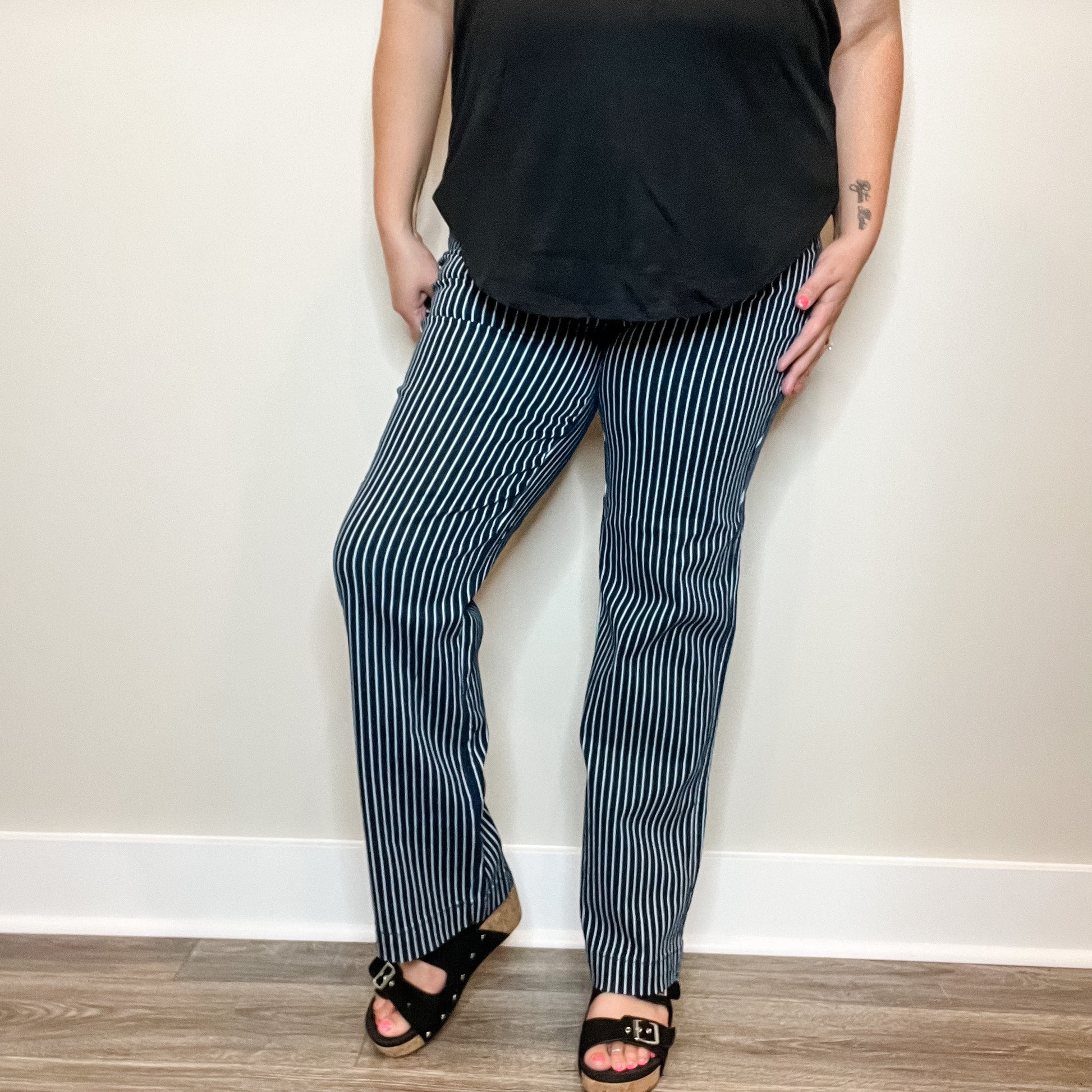 Judy Blue "All Aboard" Tummy Control Straight Leg Trouser Hem