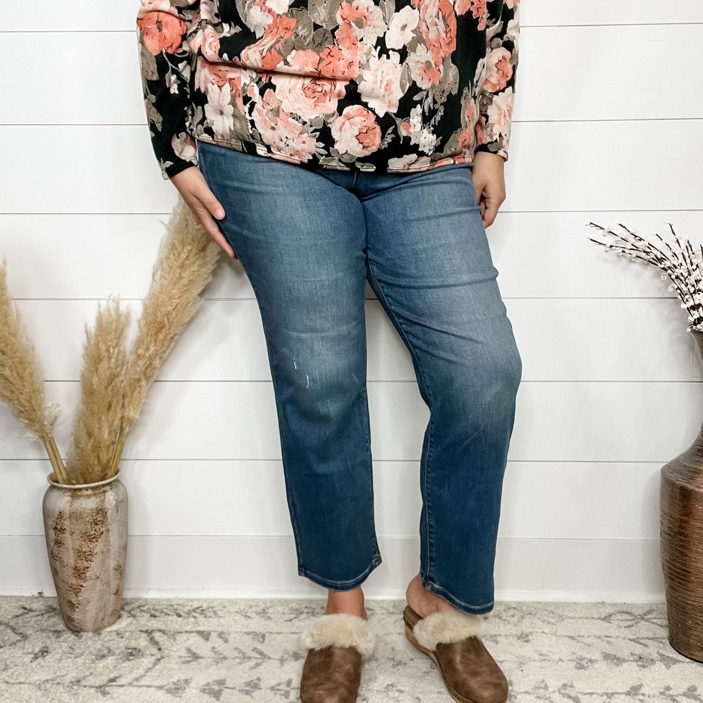 Judy Blue "Back For More" Straight Leg Jeans