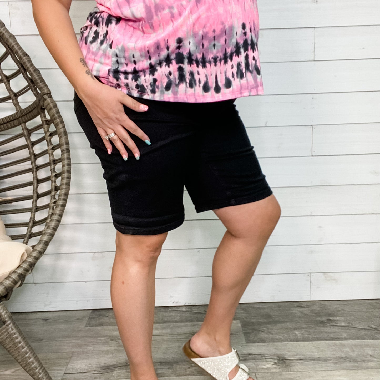 Judy Blue Black Bermuda shorts