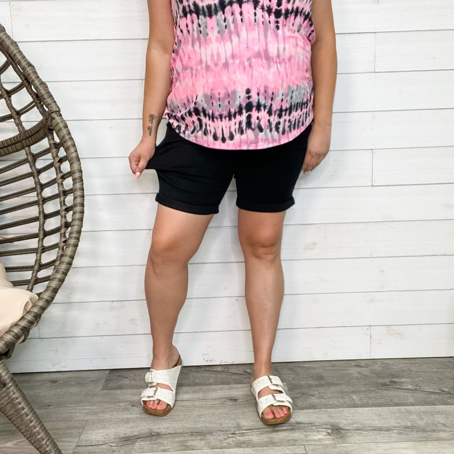 Judy Blue Black Bermuda shorts