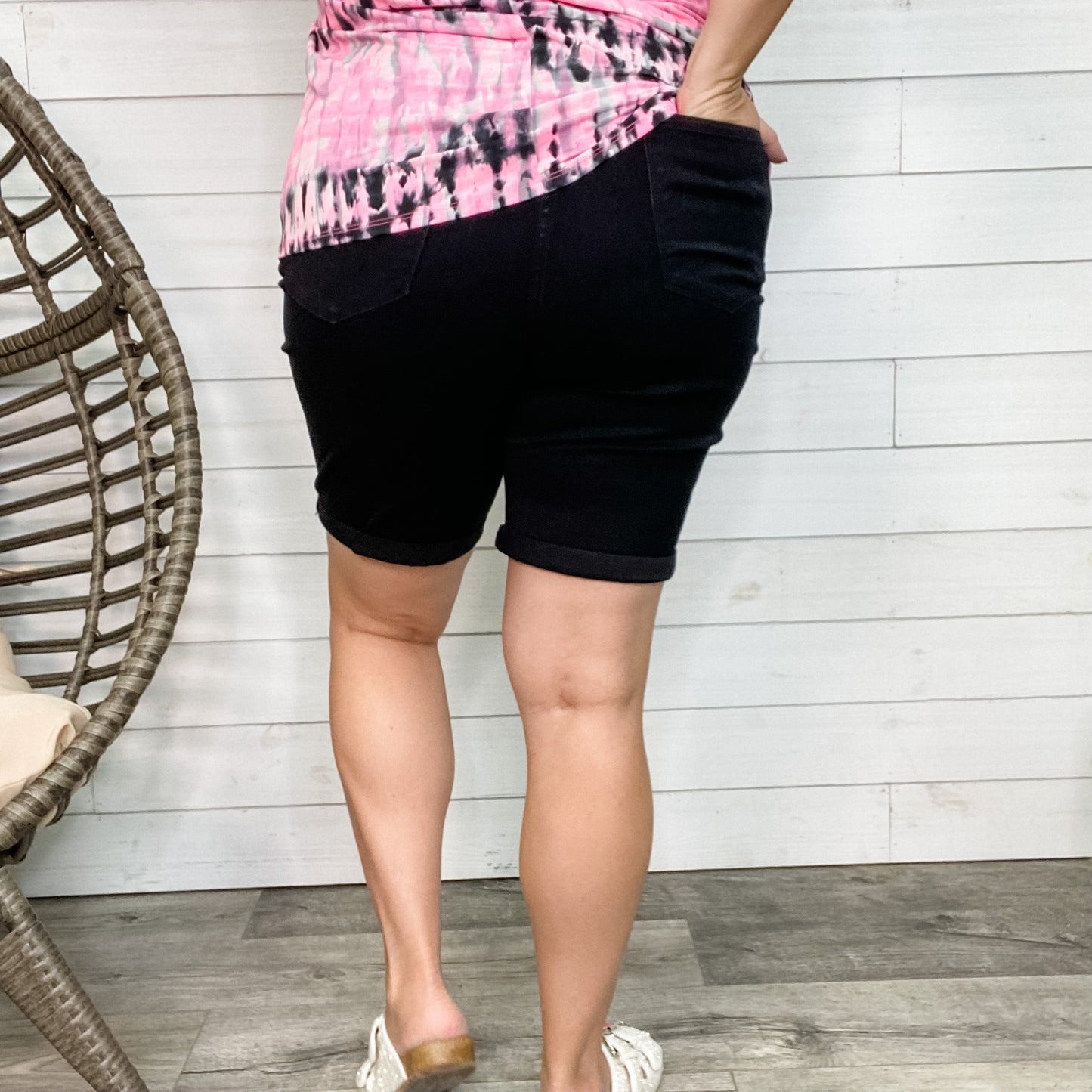 Judy Blue Black Bermuda shorts