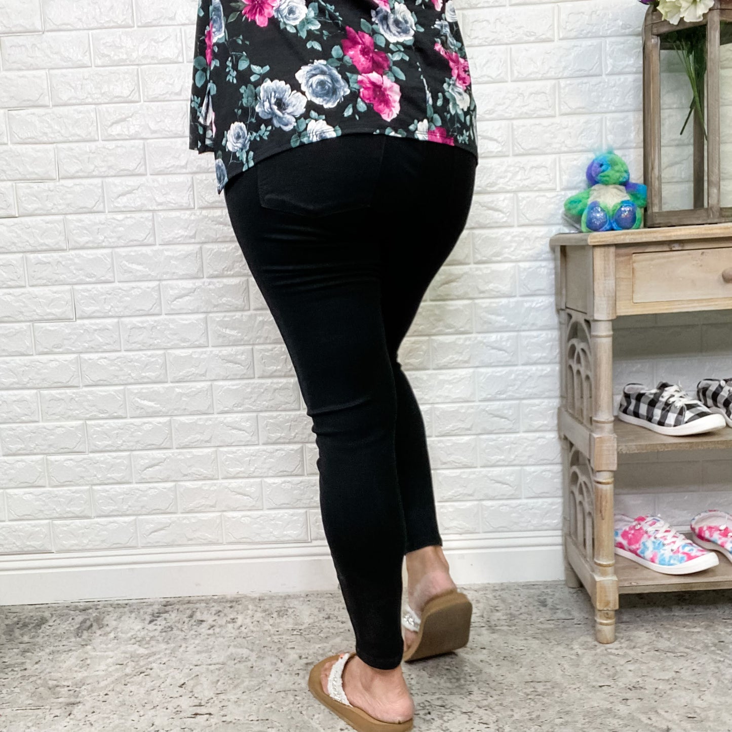 Judy Blue Black Jeggings