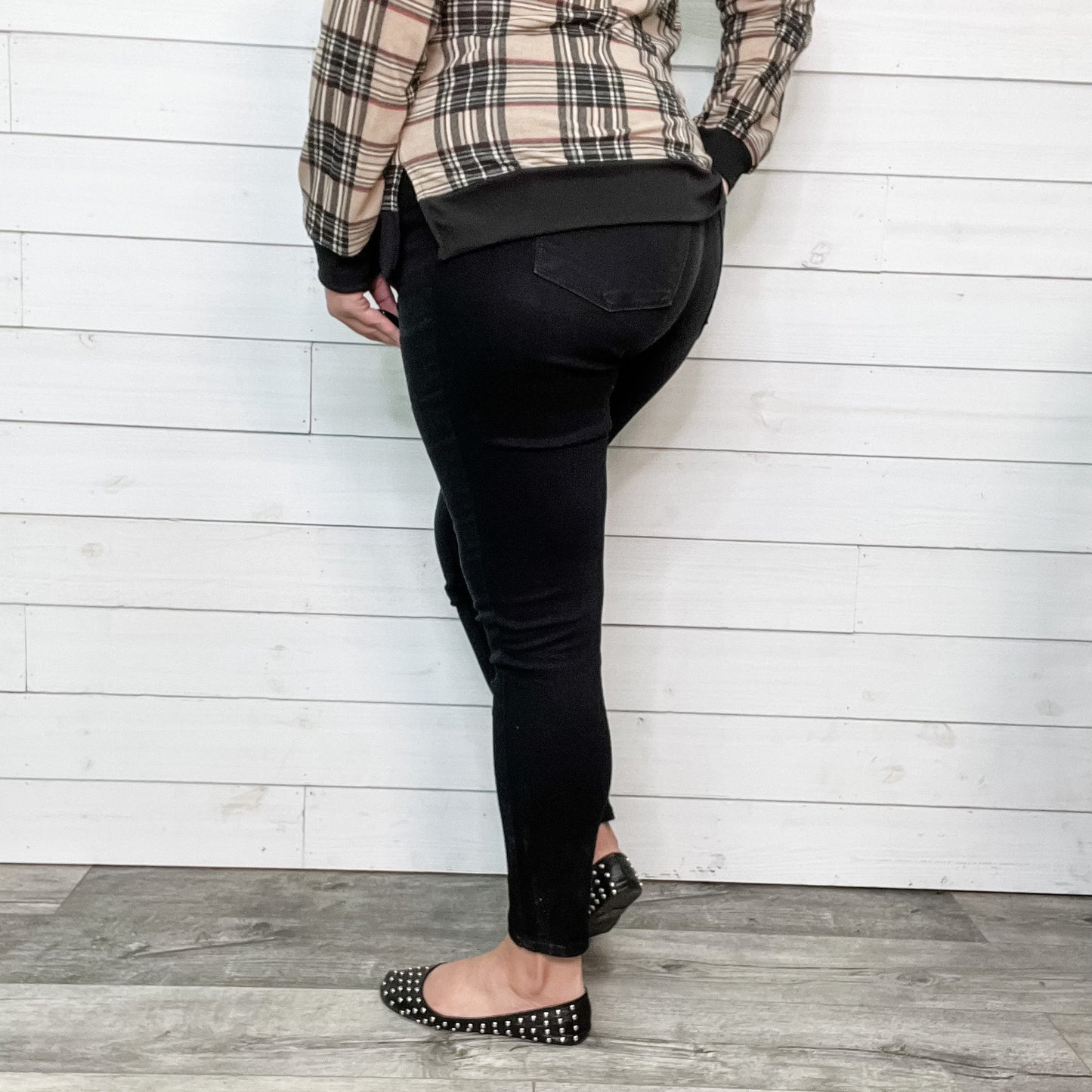 Judy Blue "Coal for Christmas" Black Buttonfly Skinny Jeans