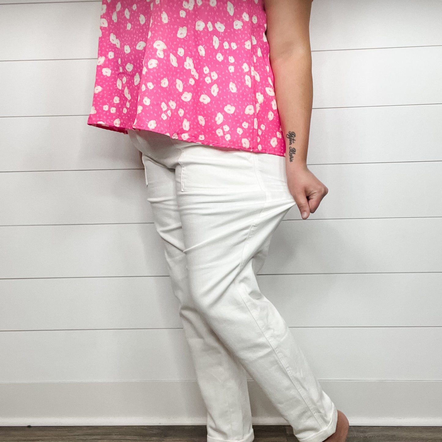 Judy Blue "Creme De La Creme" White Jogger