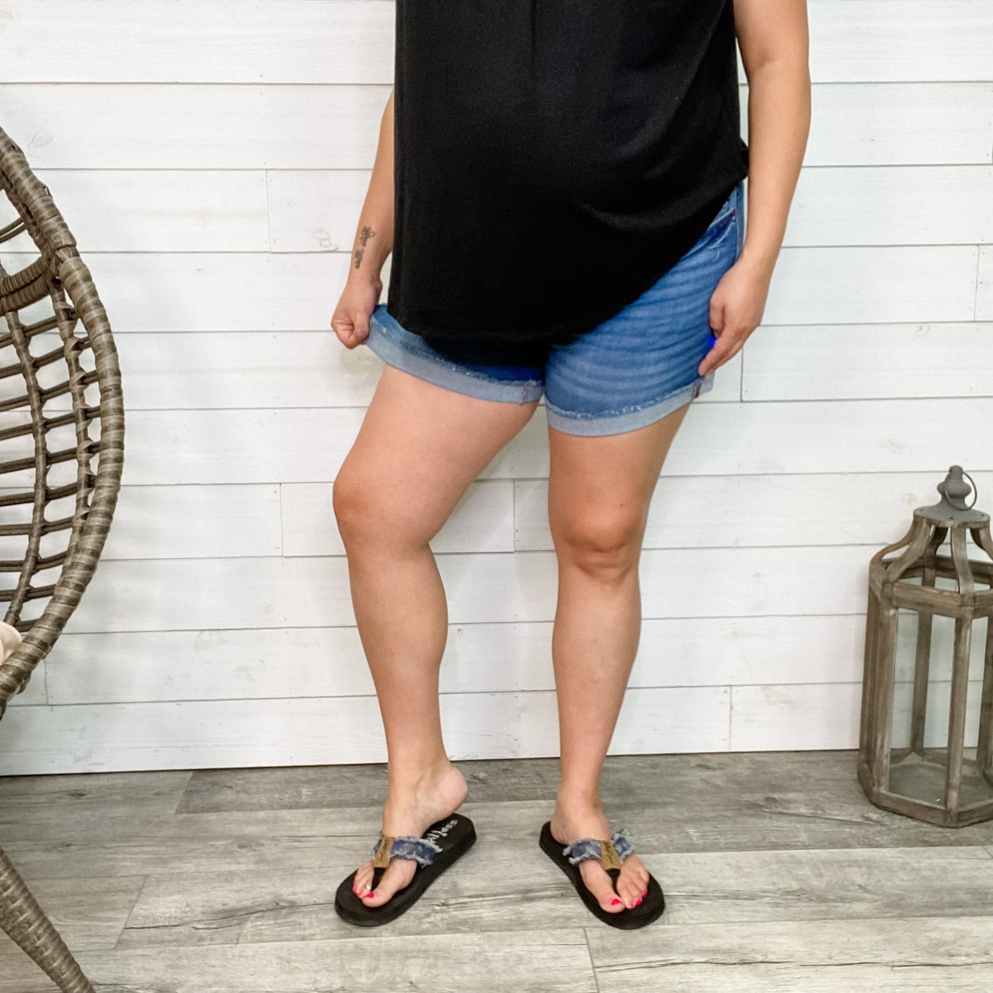 Judy Blue Cuffed Hem "I See You" Shorts