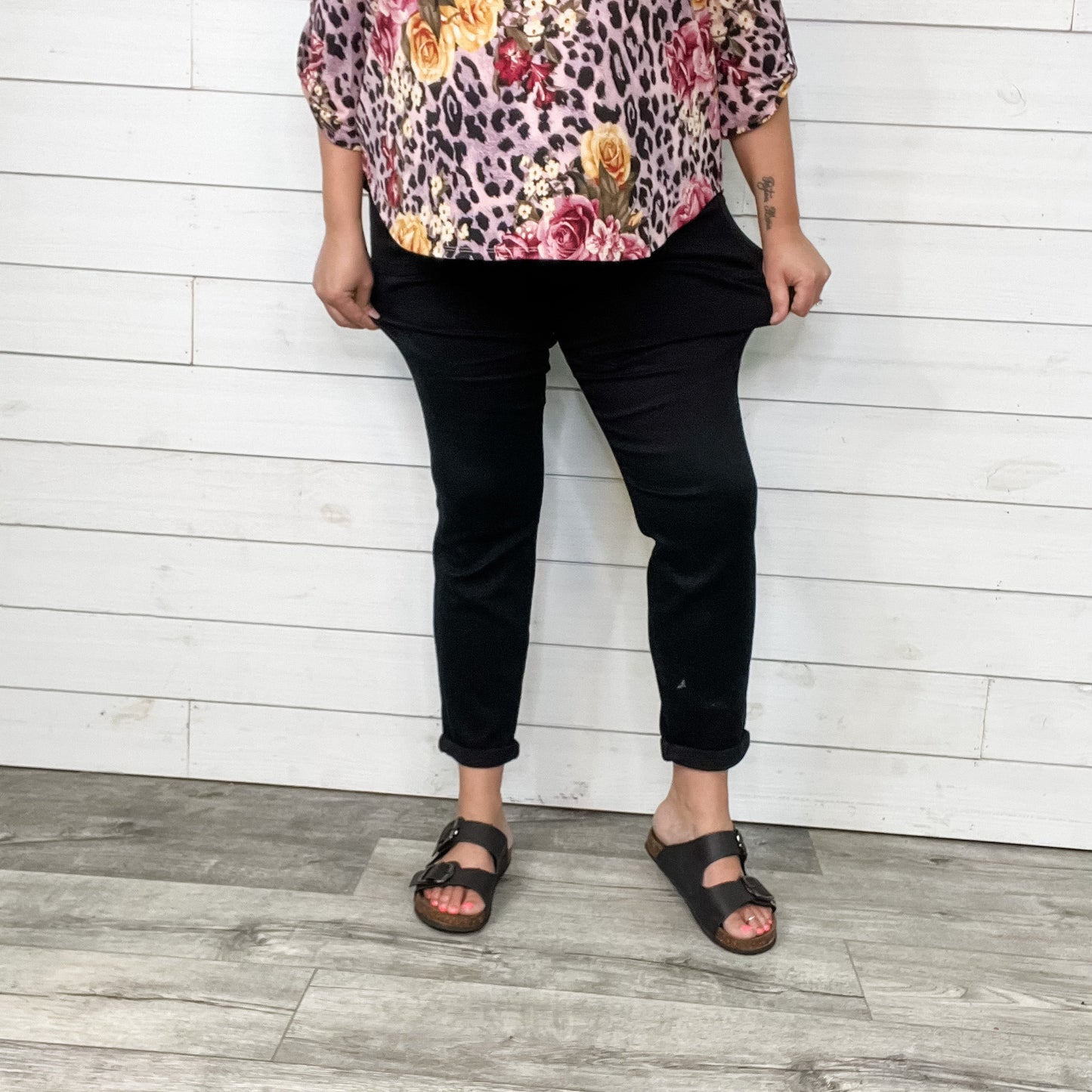 Judy Blue "Dark Side of the Moon" Black Jogger