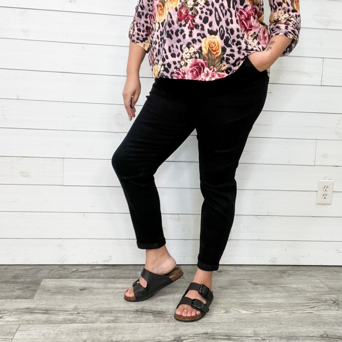 Judy Blue "Dark Side of the Moon" Black Jogger