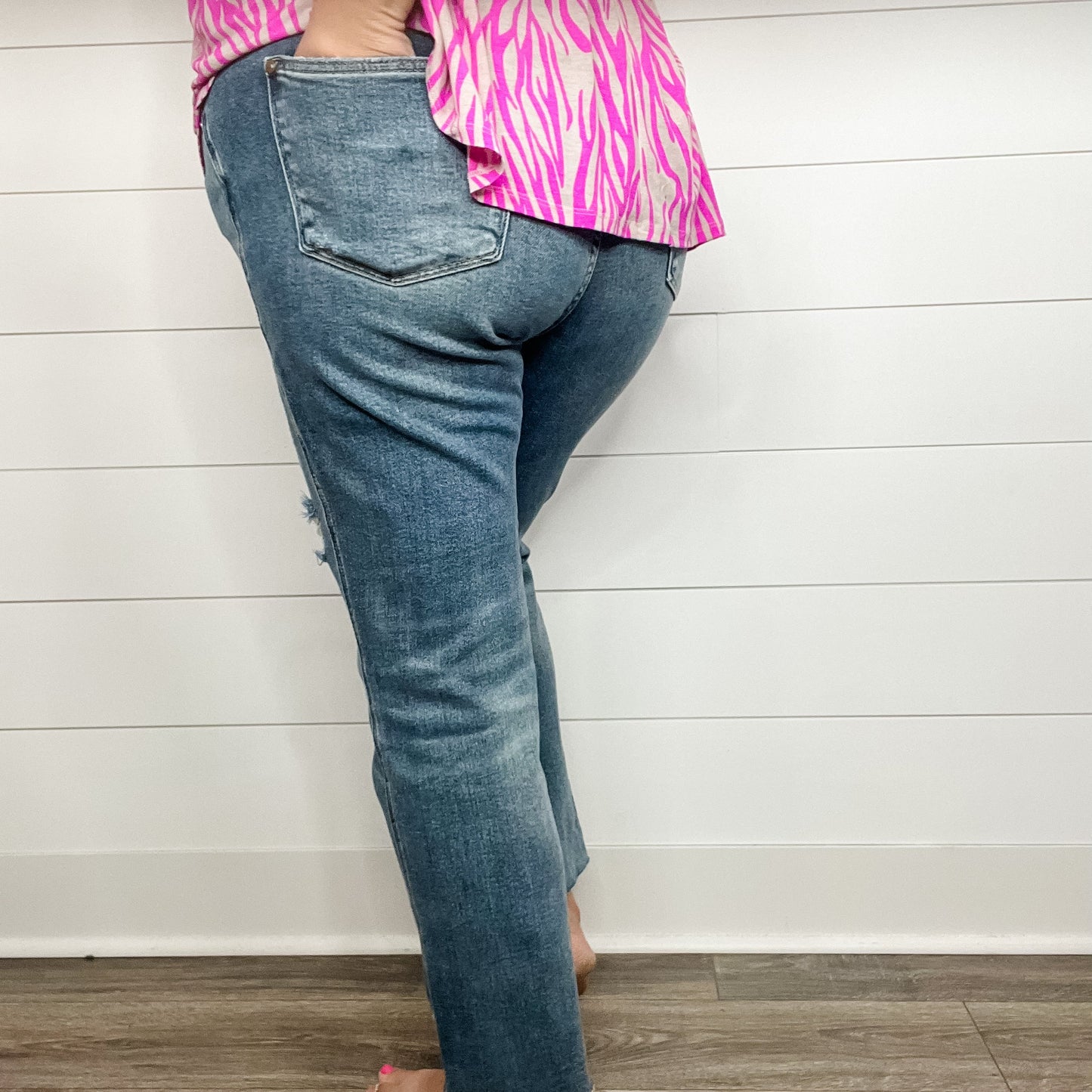 Judy Blue "Fit Right In" Rigid Magic Jeans