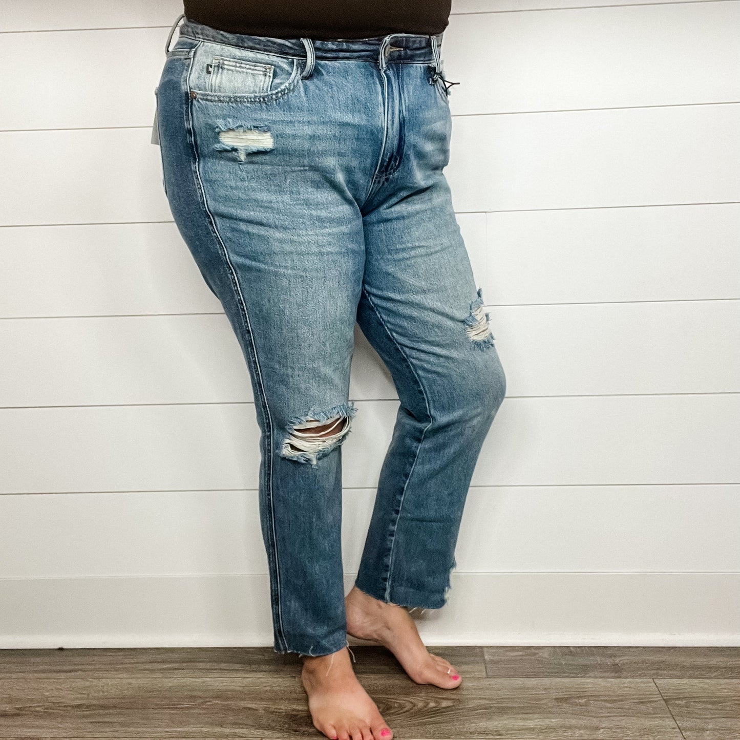 Judy Blue "Fit Right In" Rigid Magic Jeans
