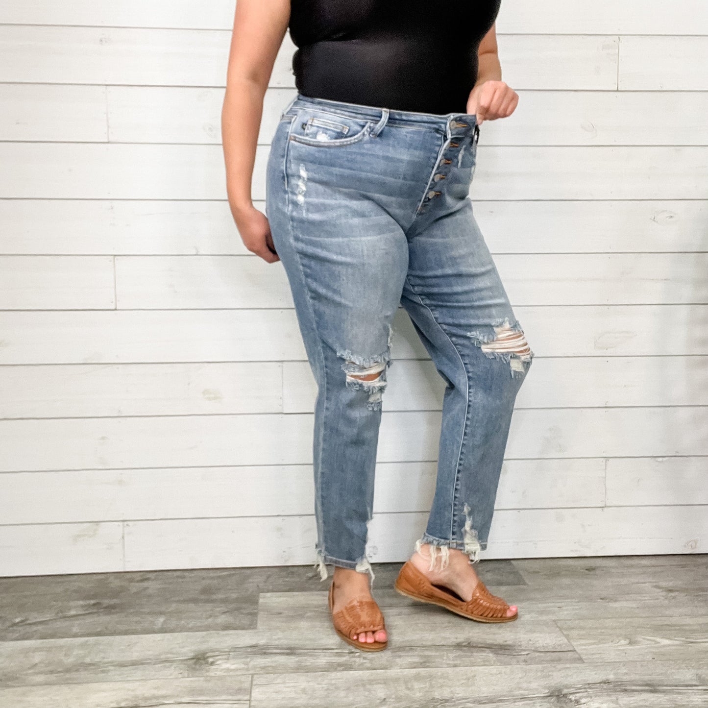 Judy Blue "Hey Geronimo" Buttonfly Boyfriend Jeans