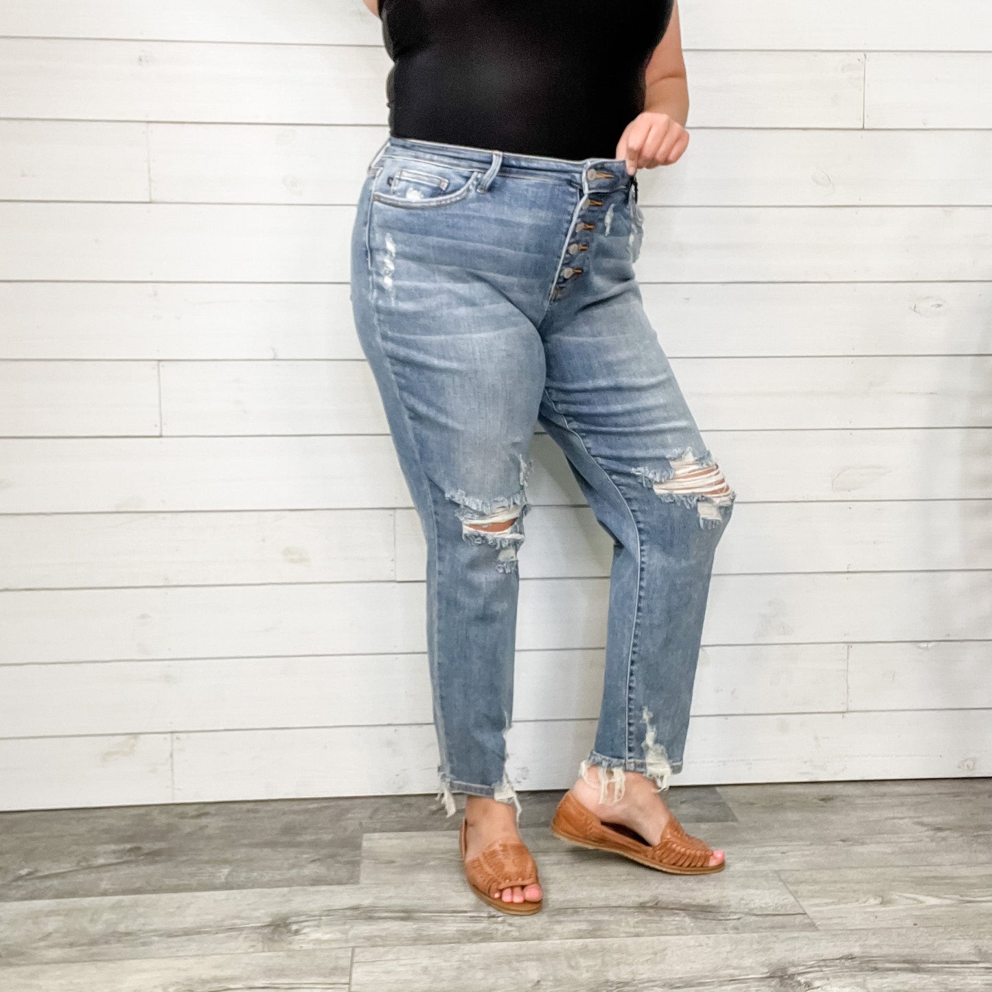 Judy Blue "Hey Geronimo" Buttonfly Boyfriend Jeans