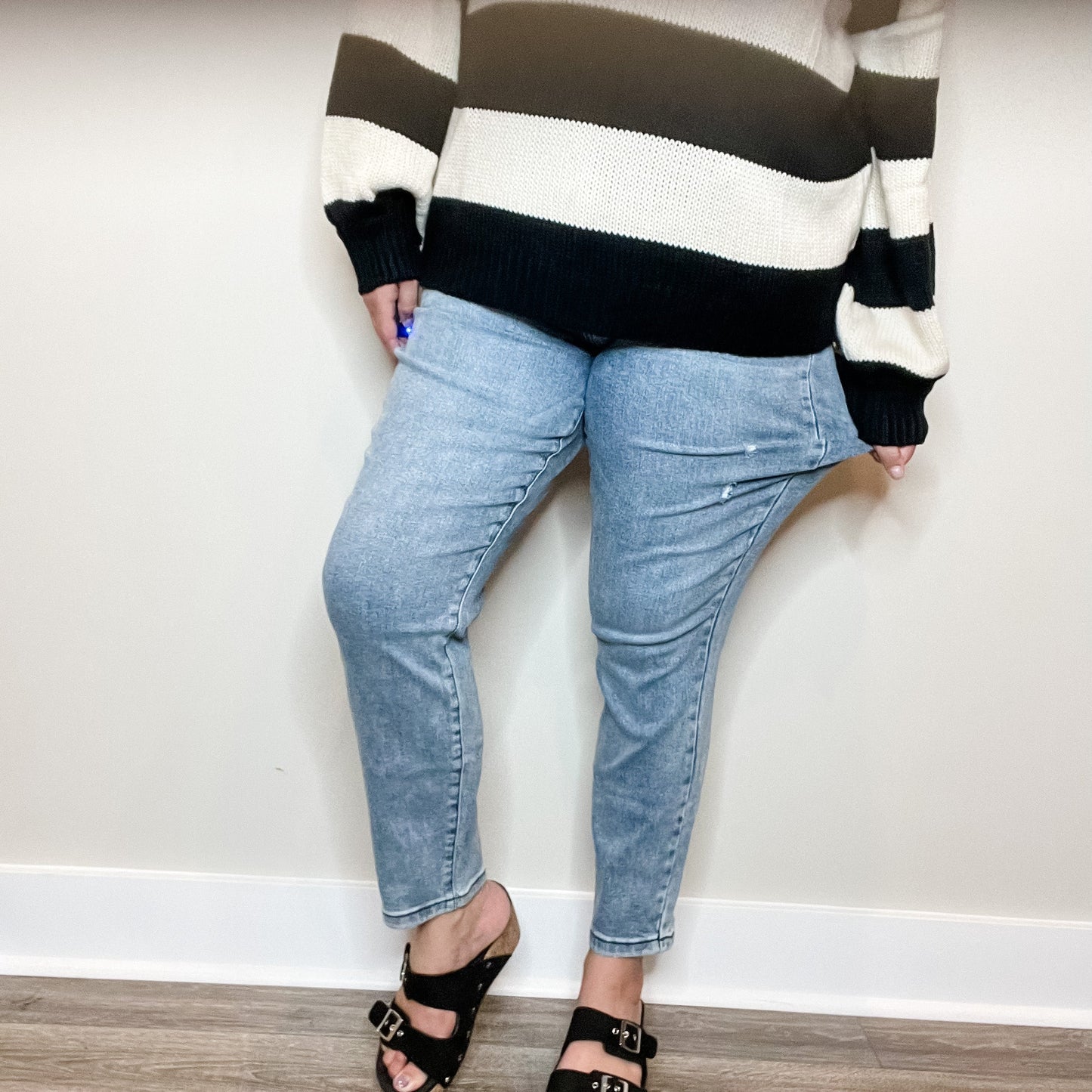 Judy Blue "I Saw the Sign" Slim Fit Jeans