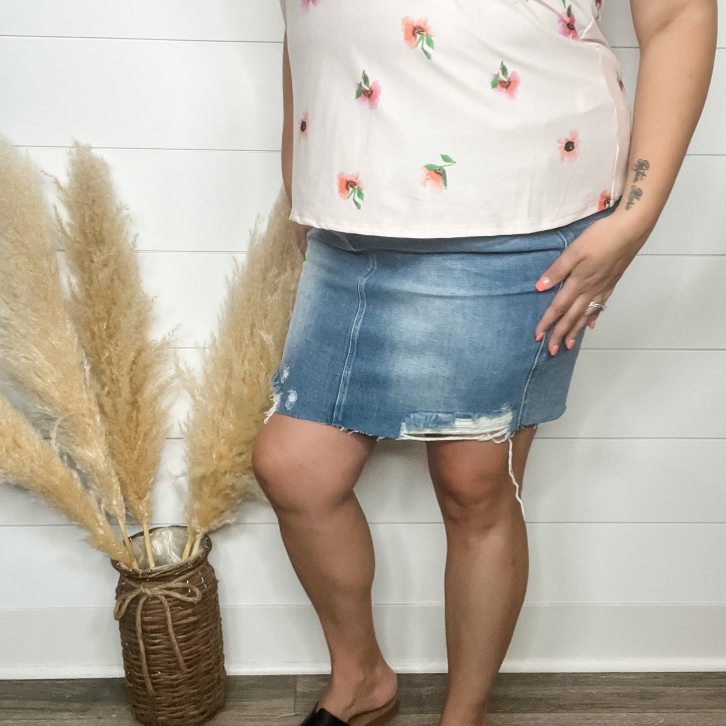 Judy Blue "In Contrast" Rigid Magic Skirt