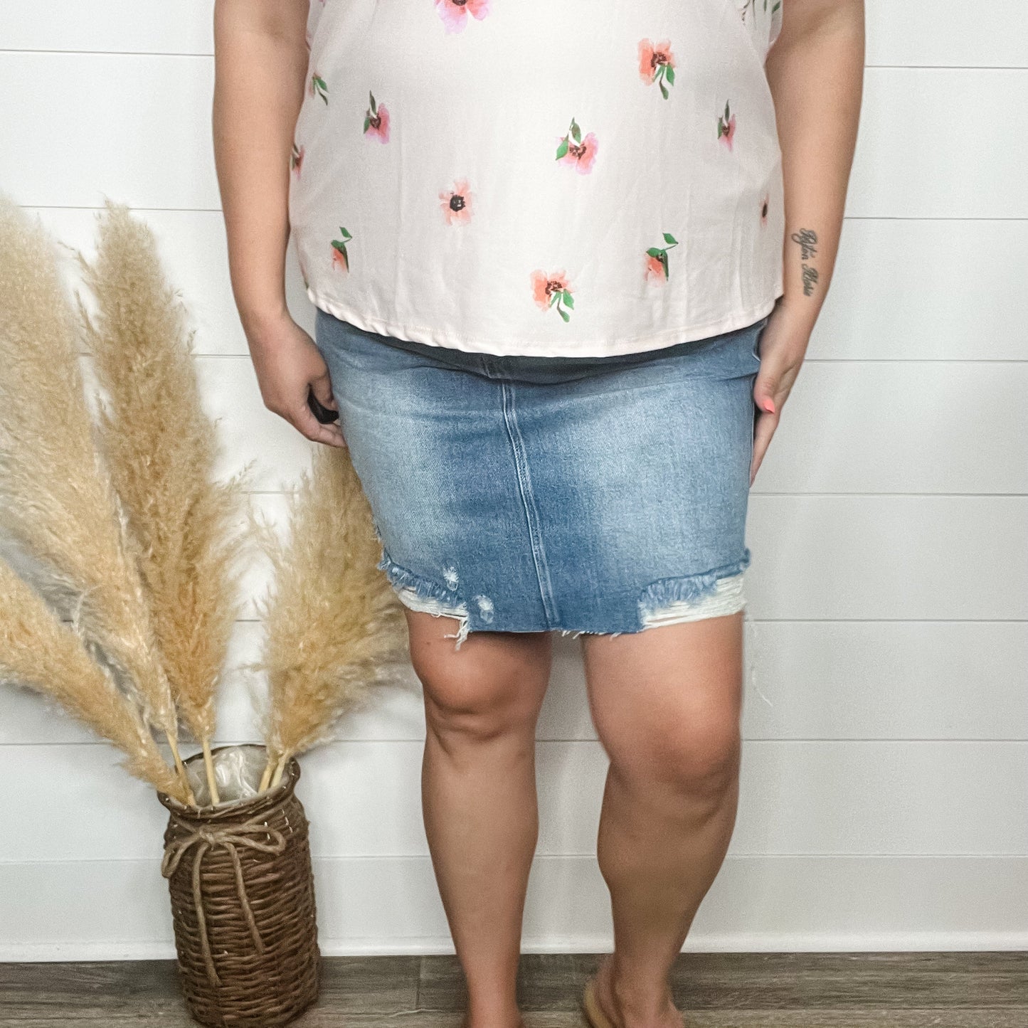 Judy Blue "In Contrast" Rigid Magic Skirt