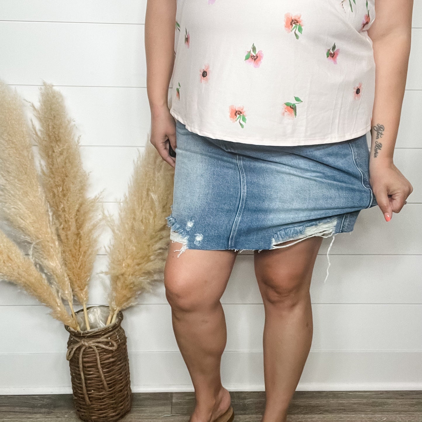 Judy Blue "In Contrast" Rigid Magic Skirt