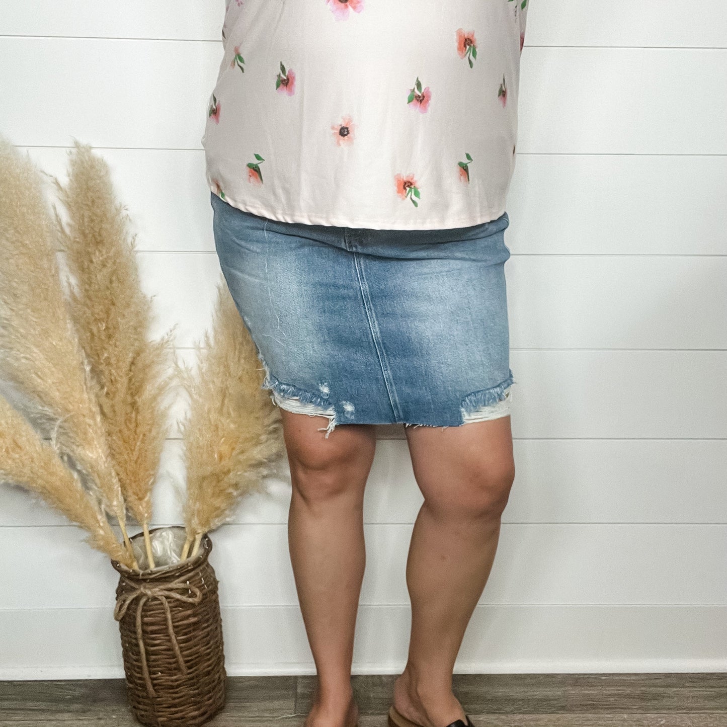 Judy Blue "In Contrast" Rigid Magic Skirt